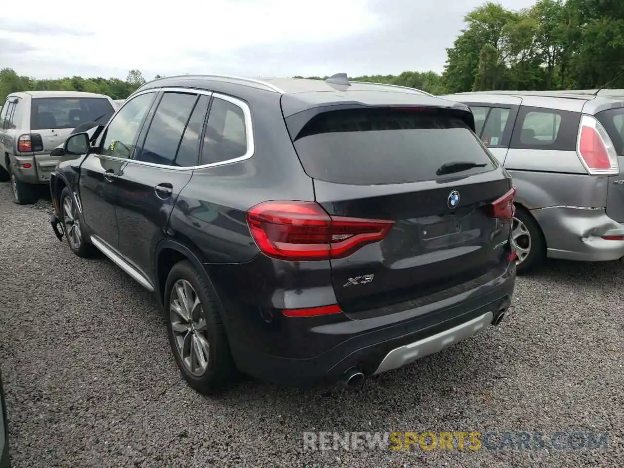 3 Photograph of a damaged car 5UXTR9C56KLD96713 BMW X3 2019