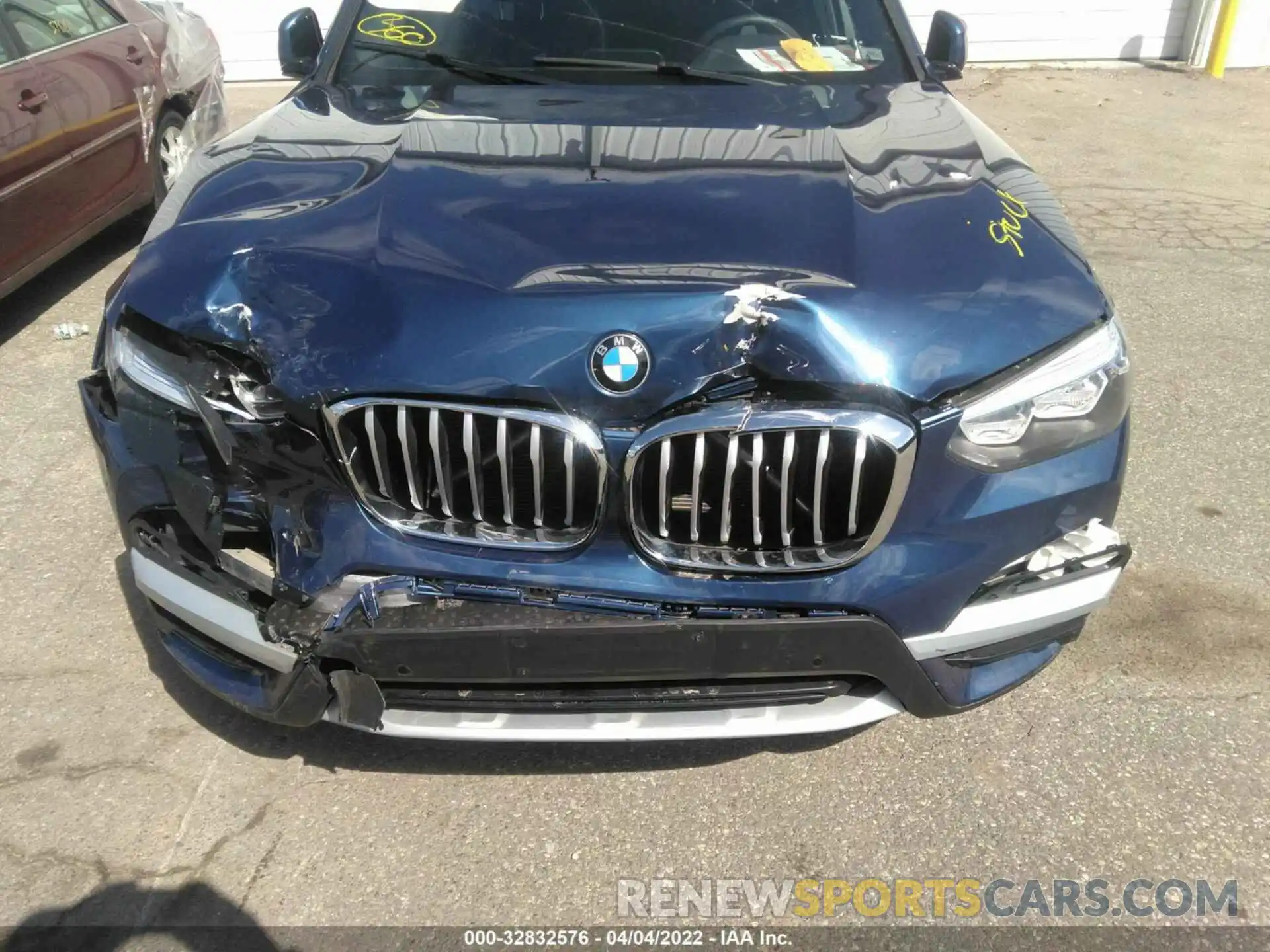 6 Photograph of a damaged car 5UXTR9C56KLD97991 BMW X3 2019