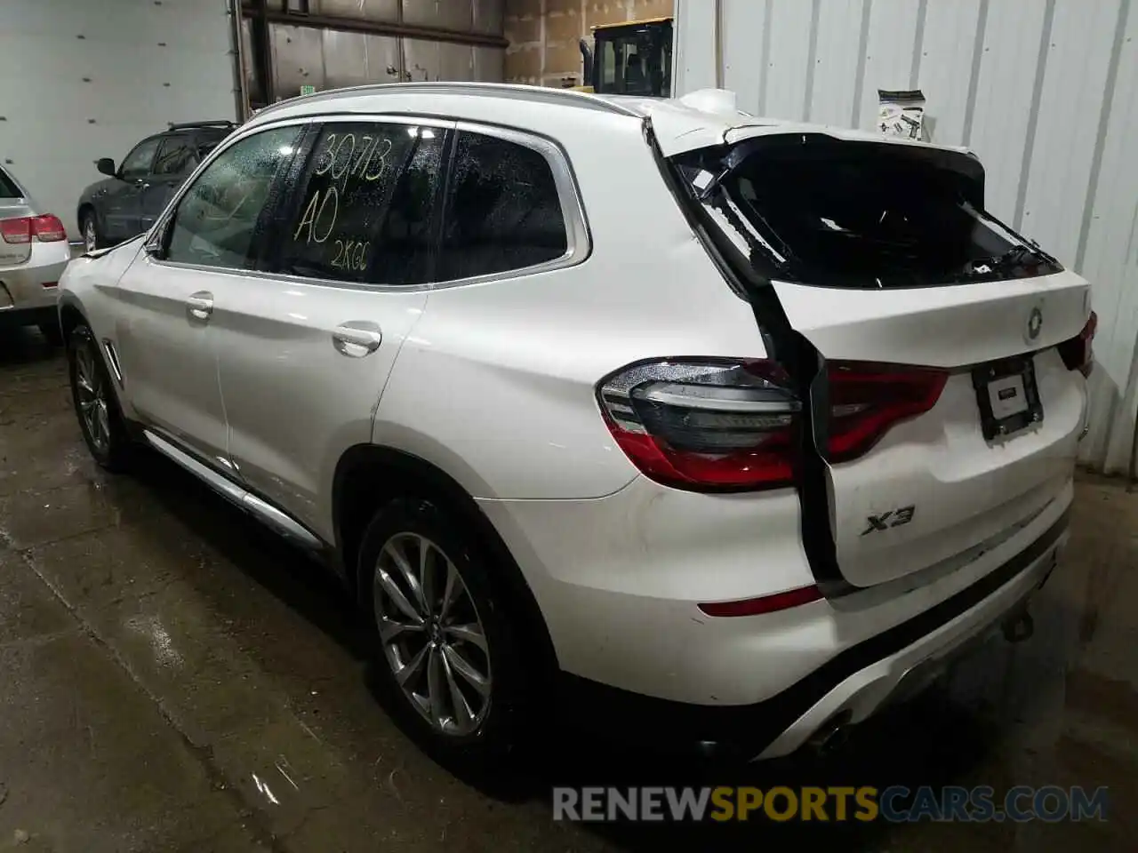 3 Photograph of a damaged car 5UXTR9C56KLE11761 BMW X3 2019