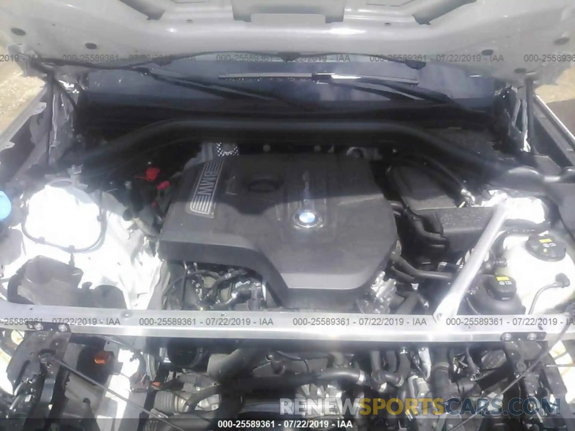 10 Фотография поврежденного автомобиля 5UXTR9C56KLE12375 BMW X3 2019