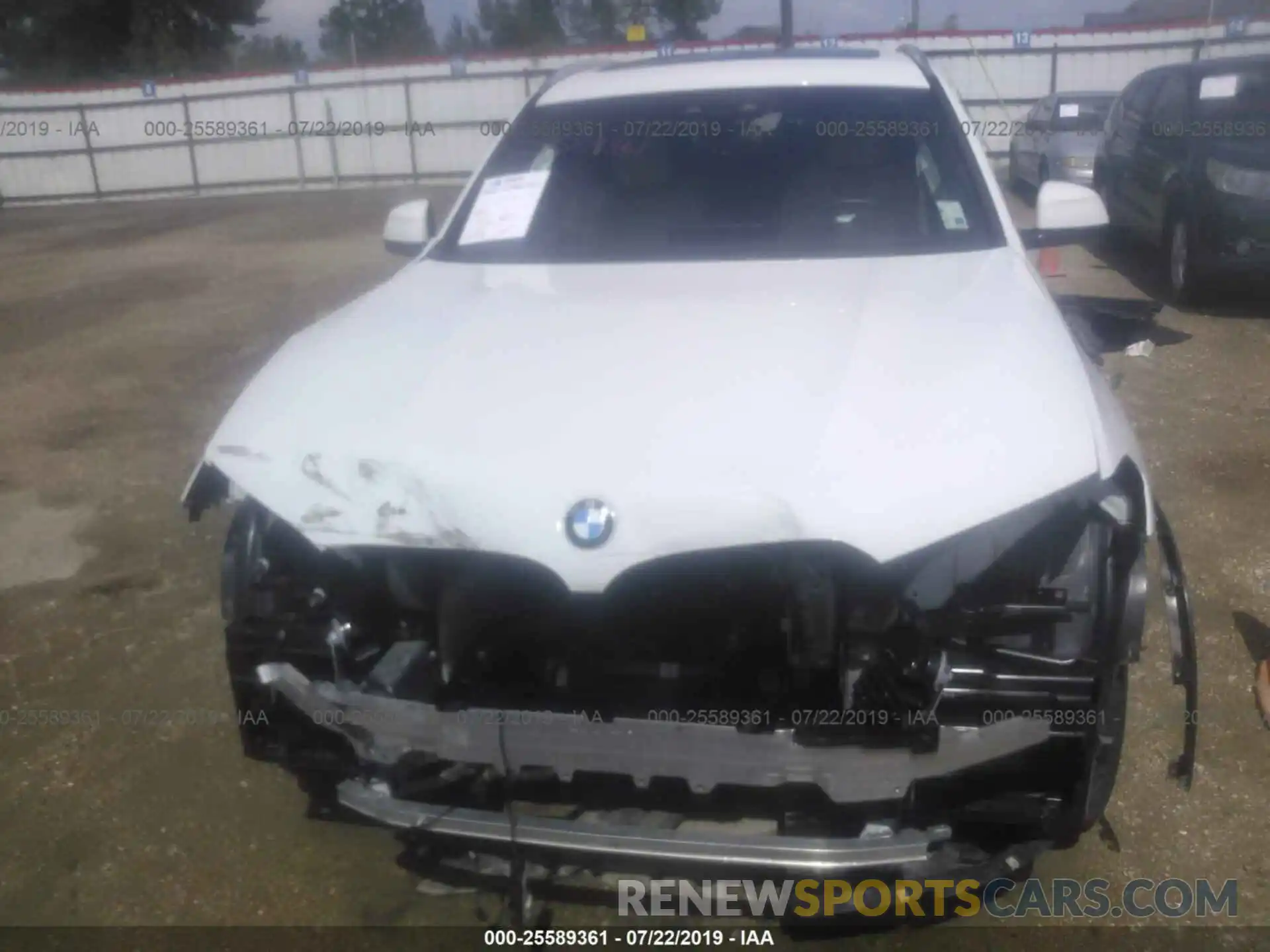 6 Photograph of a damaged car 5UXTR9C56KLE12375 BMW X3 2019