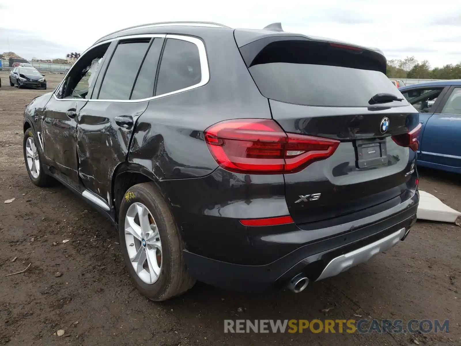 3 Photograph of a damaged car 5UXTR9C56KLE13414 BMW X3 2019