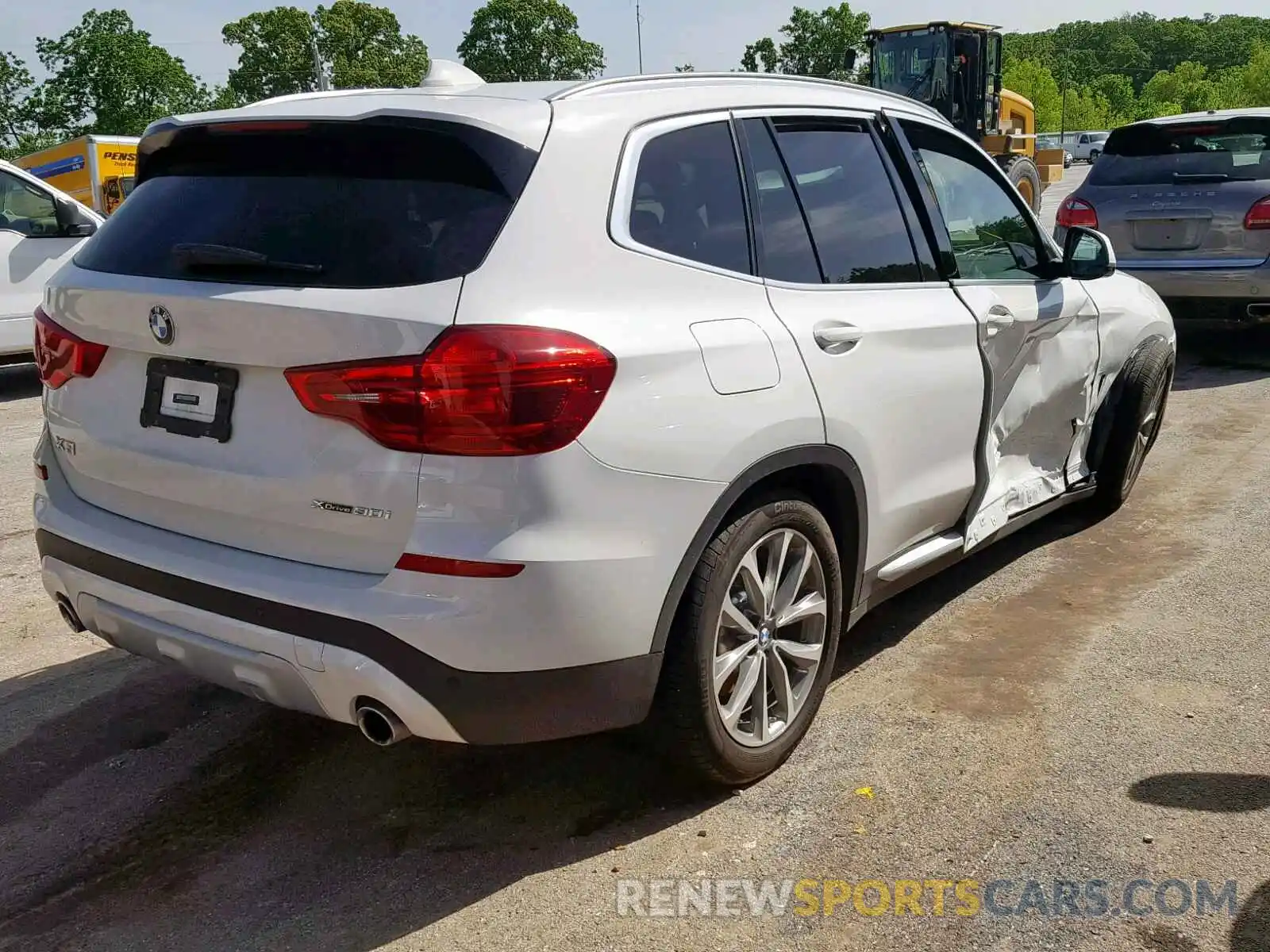 4 Фотография поврежденного автомобиля 5UXTR9C56KLE15650 BMW X3 2019