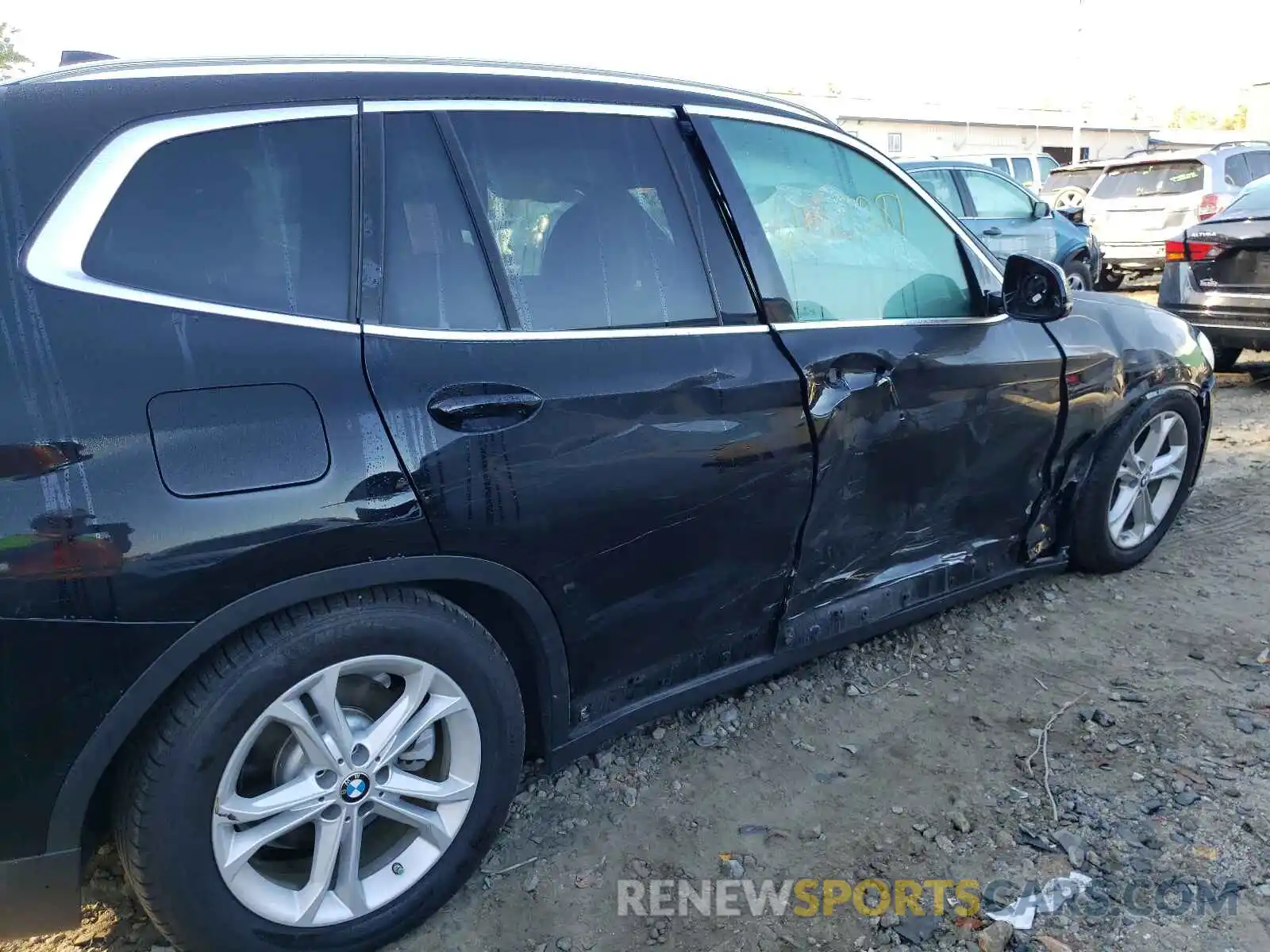 9 Photograph of a damaged car 5UXTR9C56KLE18161 BMW X3 2019