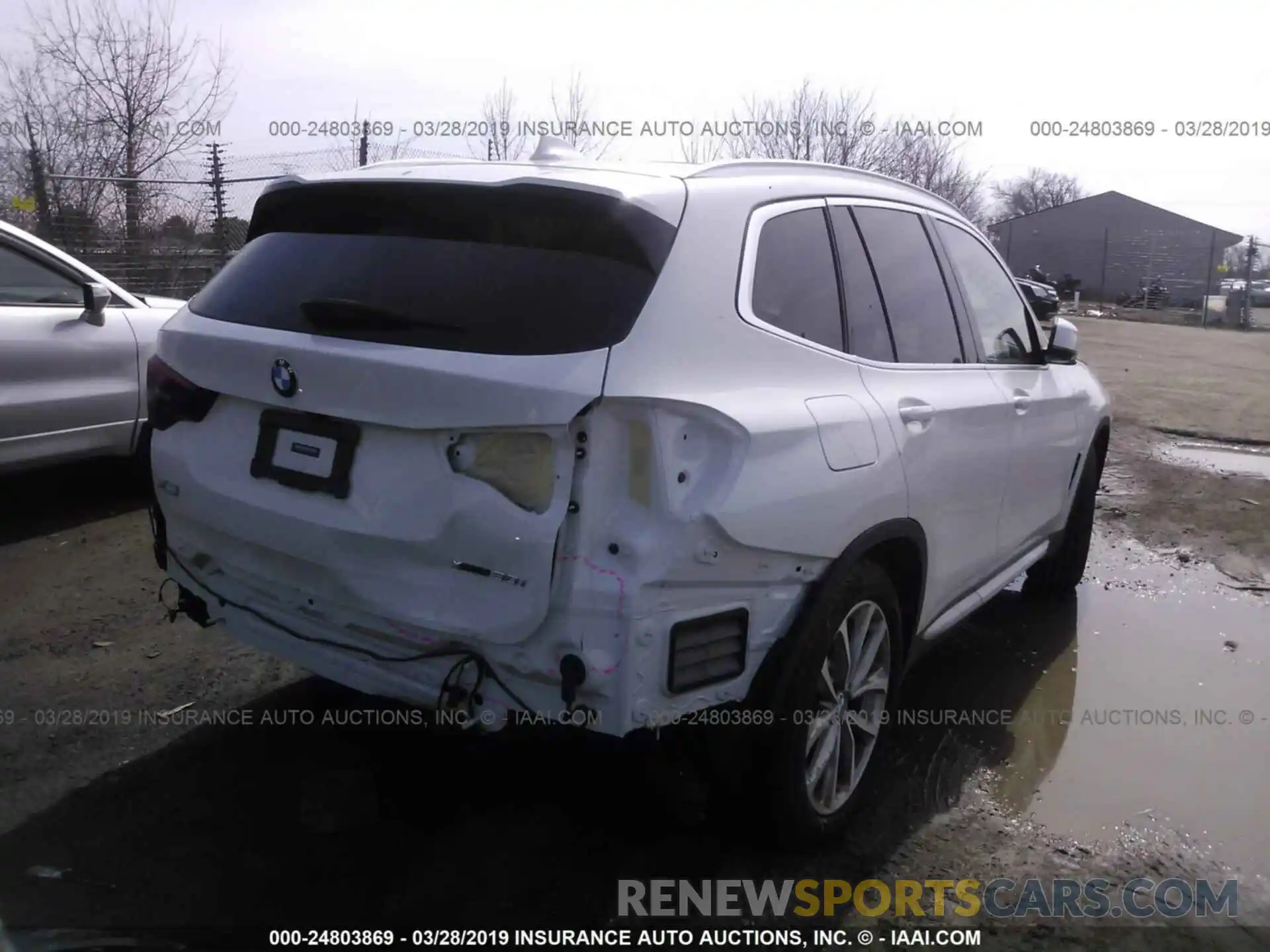 4 Фотография поврежденного автомобиля 5UXTR9C56KLE18502 BMW X3 2019