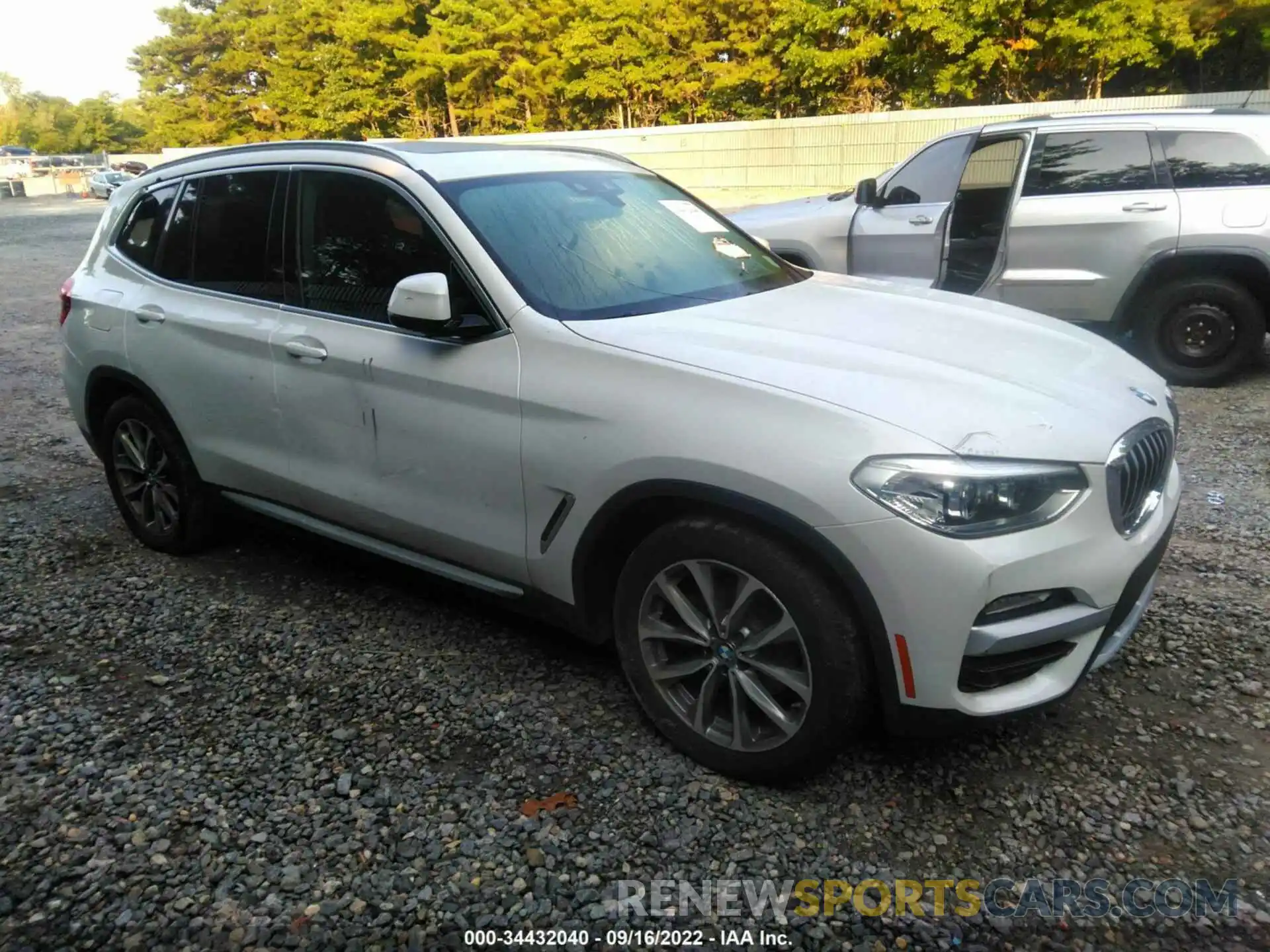 1 Фотография поврежденного автомобиля 5UXTR9C56KLP77457 BMW X3 2019