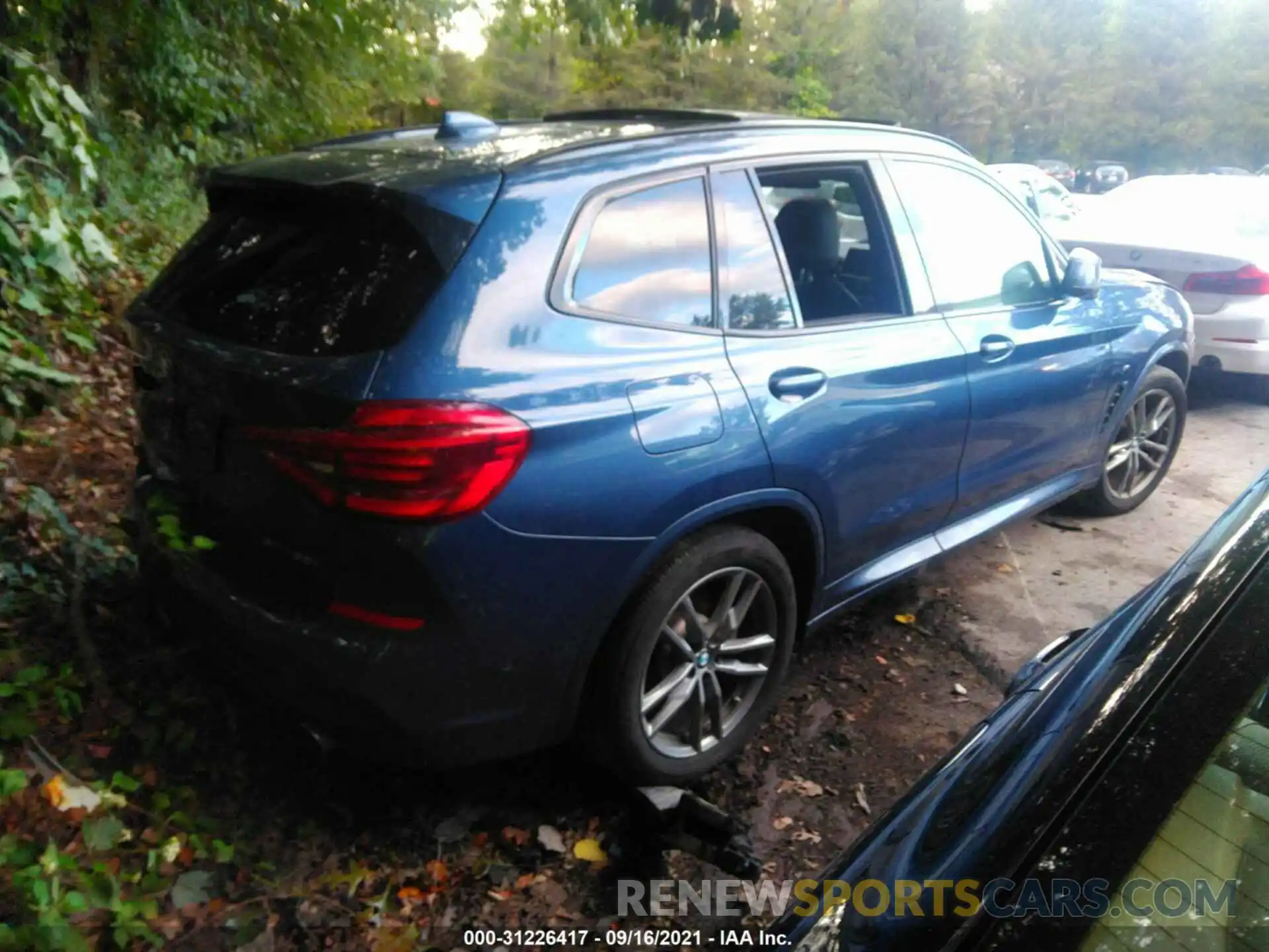 4 Photograph of a damaged car 5UXTR9C56KLP81251 BMW X3 2019