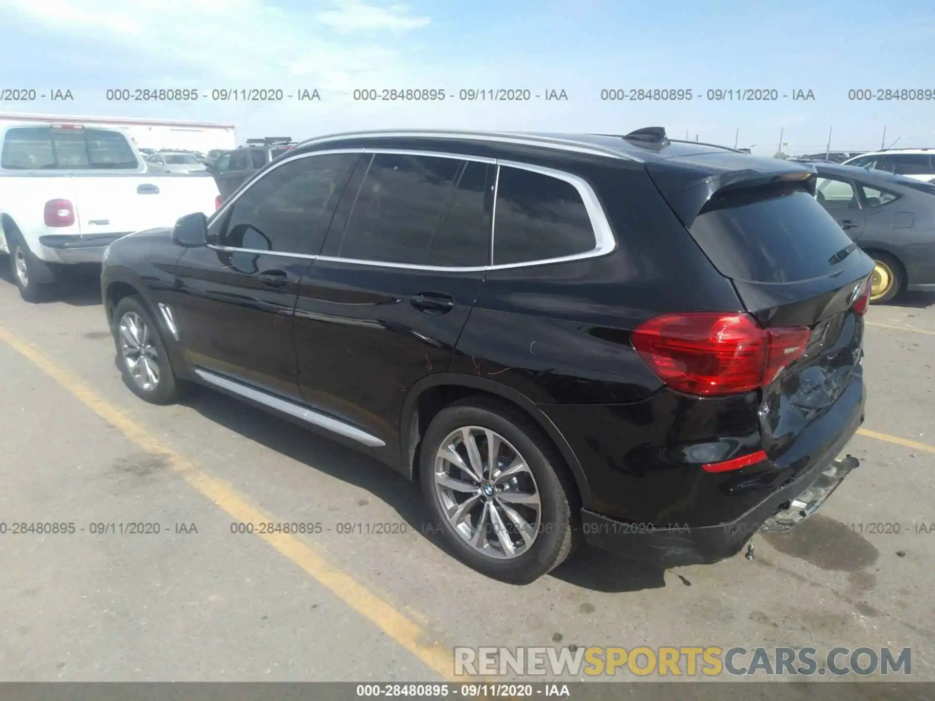 3 Photograph of a damaged car 5UXTR9C56KLP86076 BMW X3 2019