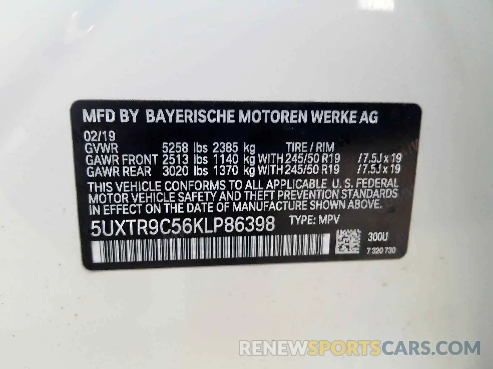 10 Photograph of a damaged car 5UXTR9C56KLP86398 BMW X3 2019