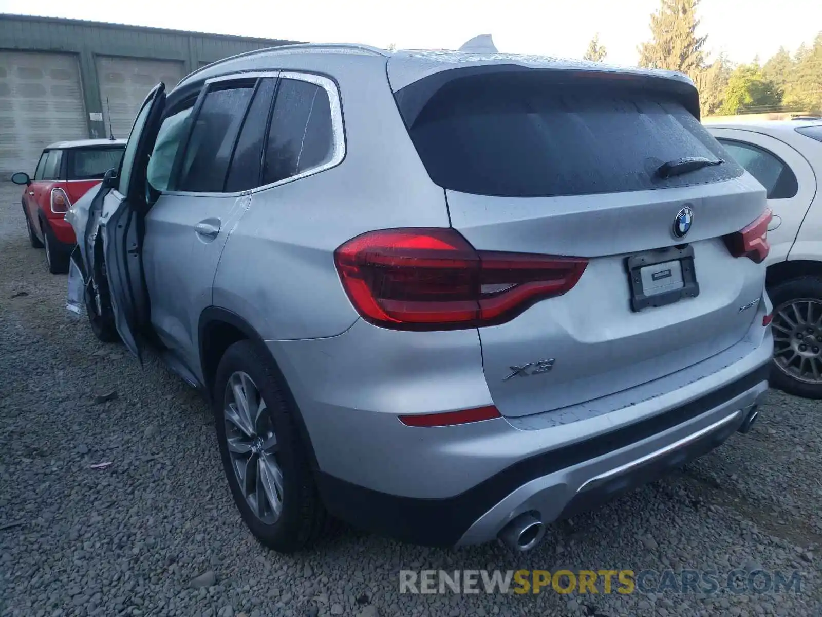 3 Photograph of a damaged car 5UXTR9C56KLP93948 BMW X3 2019