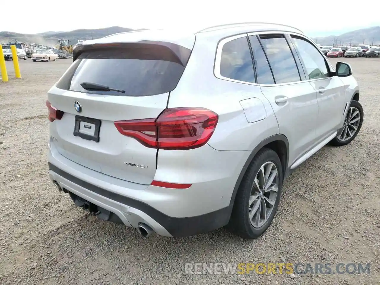 4 Фотография поврежденного автомобиля 5UXTR9C56KLP96171 BMW X3 2019