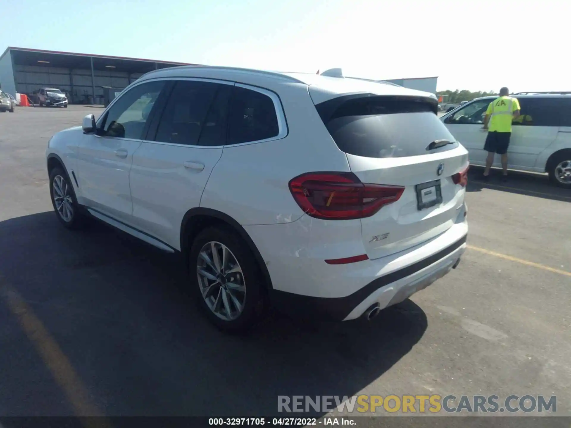 3 Photograph of a damaged car 5UXTR9C56KLR04613 BMW X3 2019