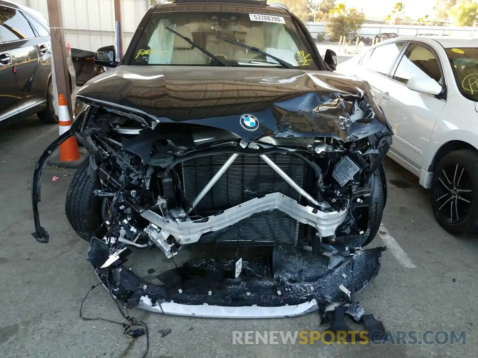 9 Photograph of a damaged car 5UXTR9C56KLR05213 BMW X3 2019