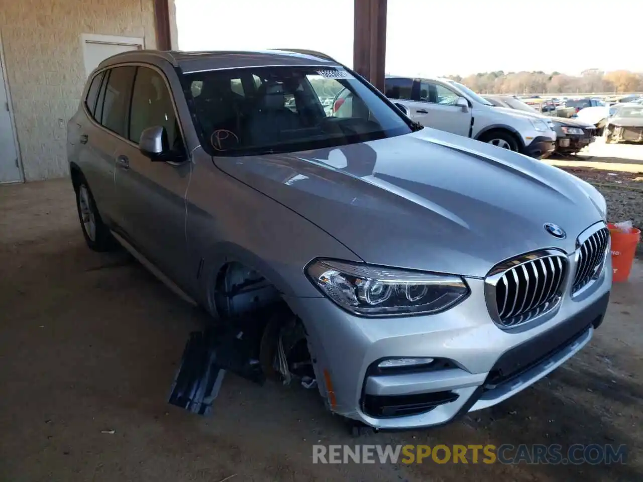 1 Photograph of a damaged car 5UXTR9C56KLR10010 BMW X3 2019