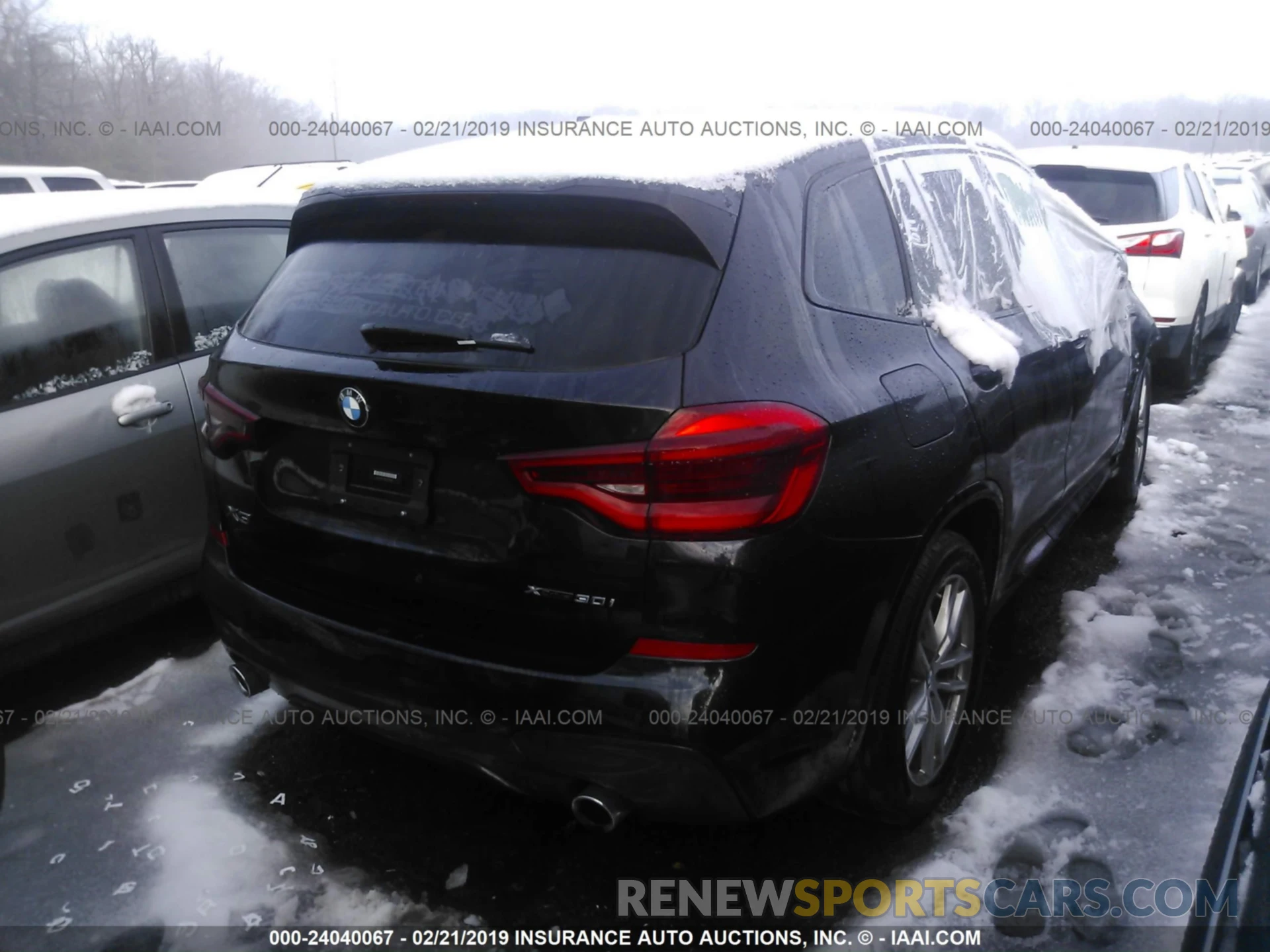 4 Photograph of a damaged car 5UXTR9C57KLD90841 BMW X3 2019