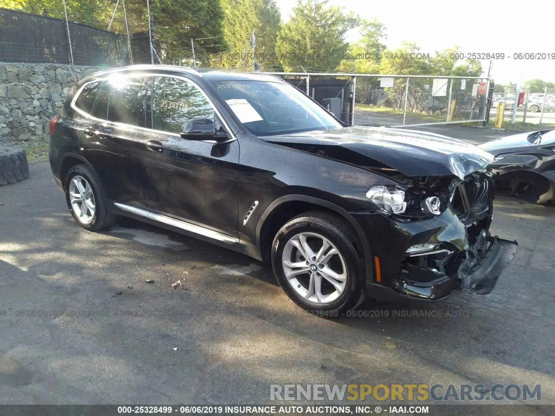 1 Photograph of a damaged car 5UXTR9C57KLD94405 BMW X3 2019