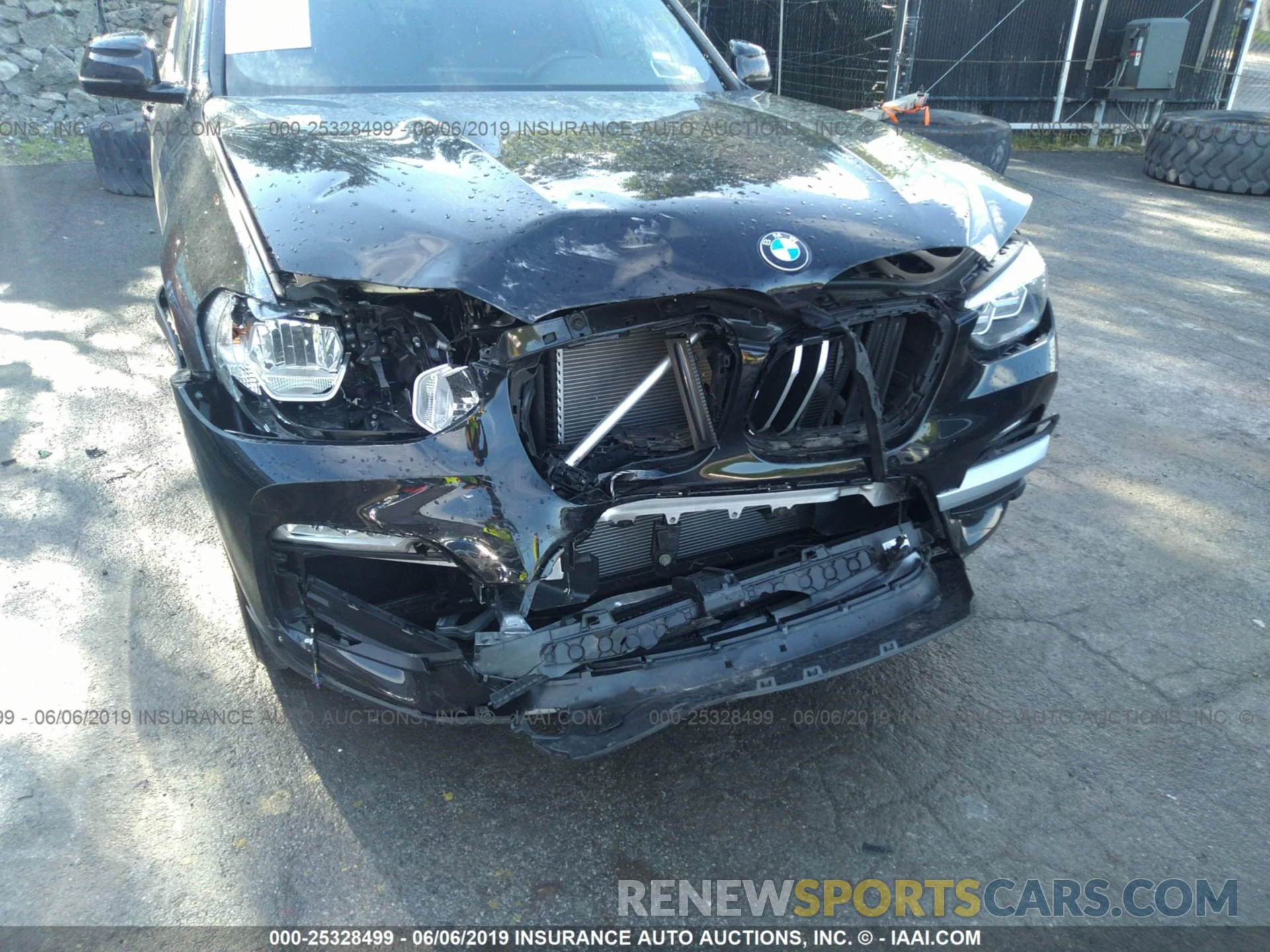 6 Photograph of a damaged car 5UXTR9C57KLD94405 BMW X3 2019