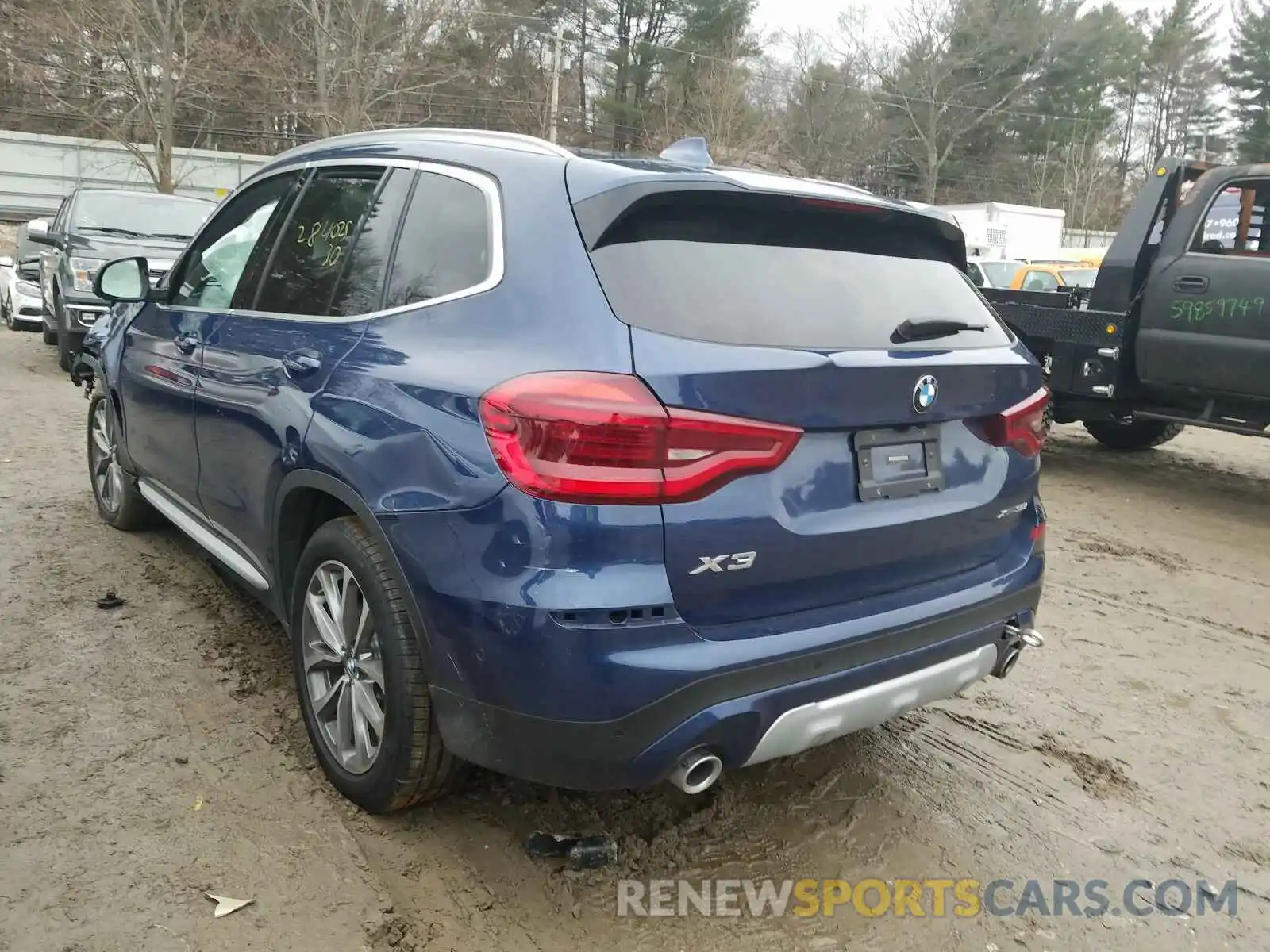 3 Photograph of a damaged car 5UXTR9C57KLD96669 BMW X3 2019