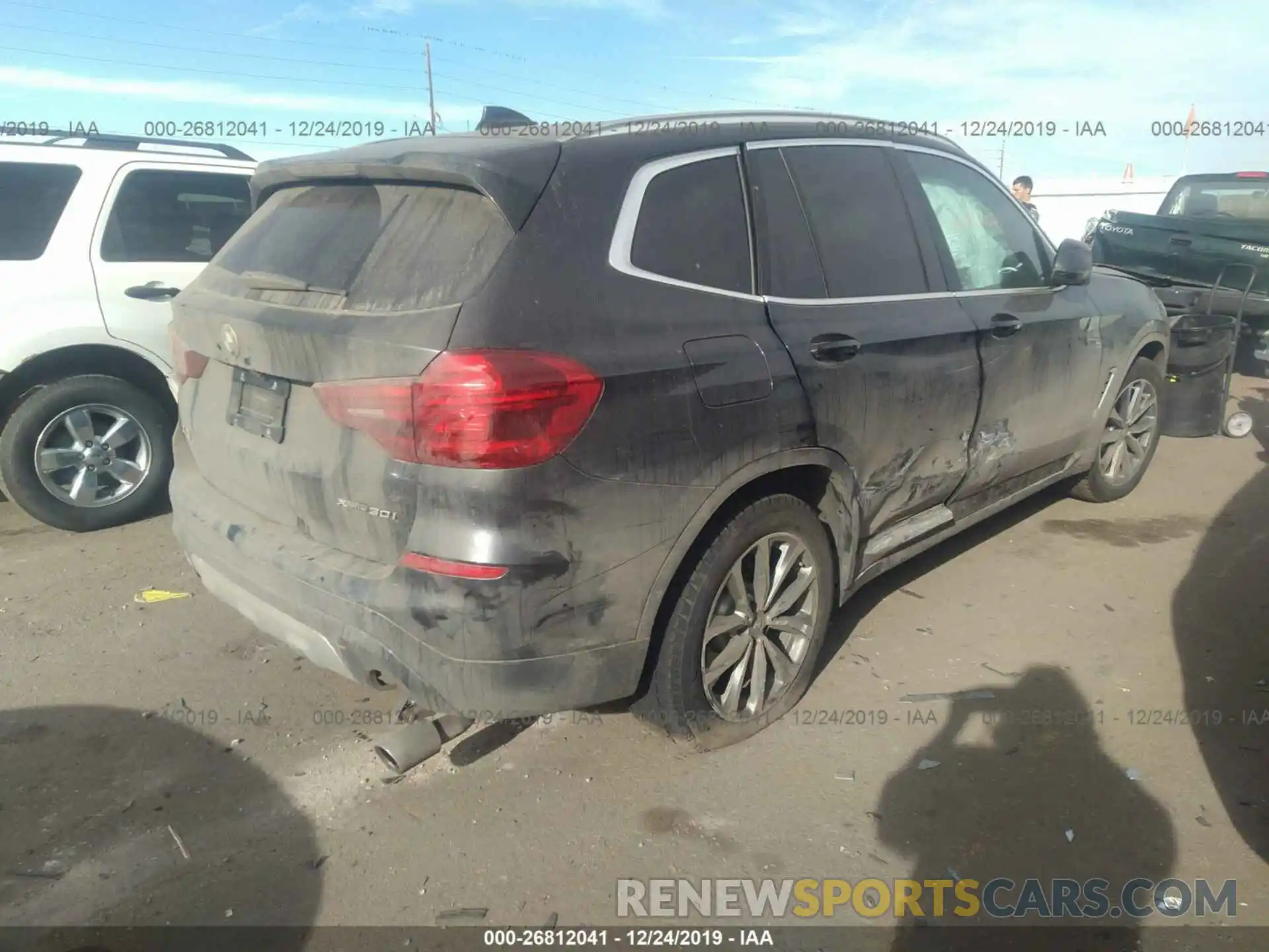 4 Фотография поврежденного автомобиля 5UXTR9C57KLD98051 BMW X3 2019