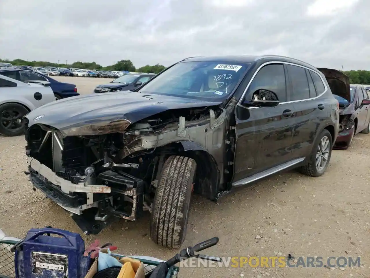 2 Photograph of a damaged car 5UXTR9C57KLE12949 BMW X3 2019