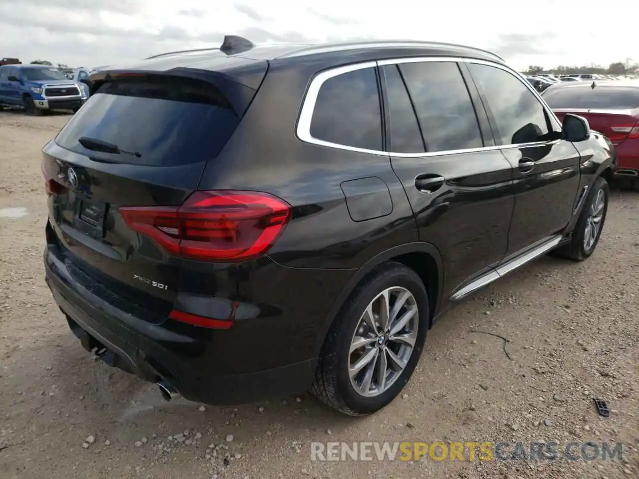 4 Фотография поврежденного автомобиля 5UXTR9C57KLE12949 BMW X3 2019