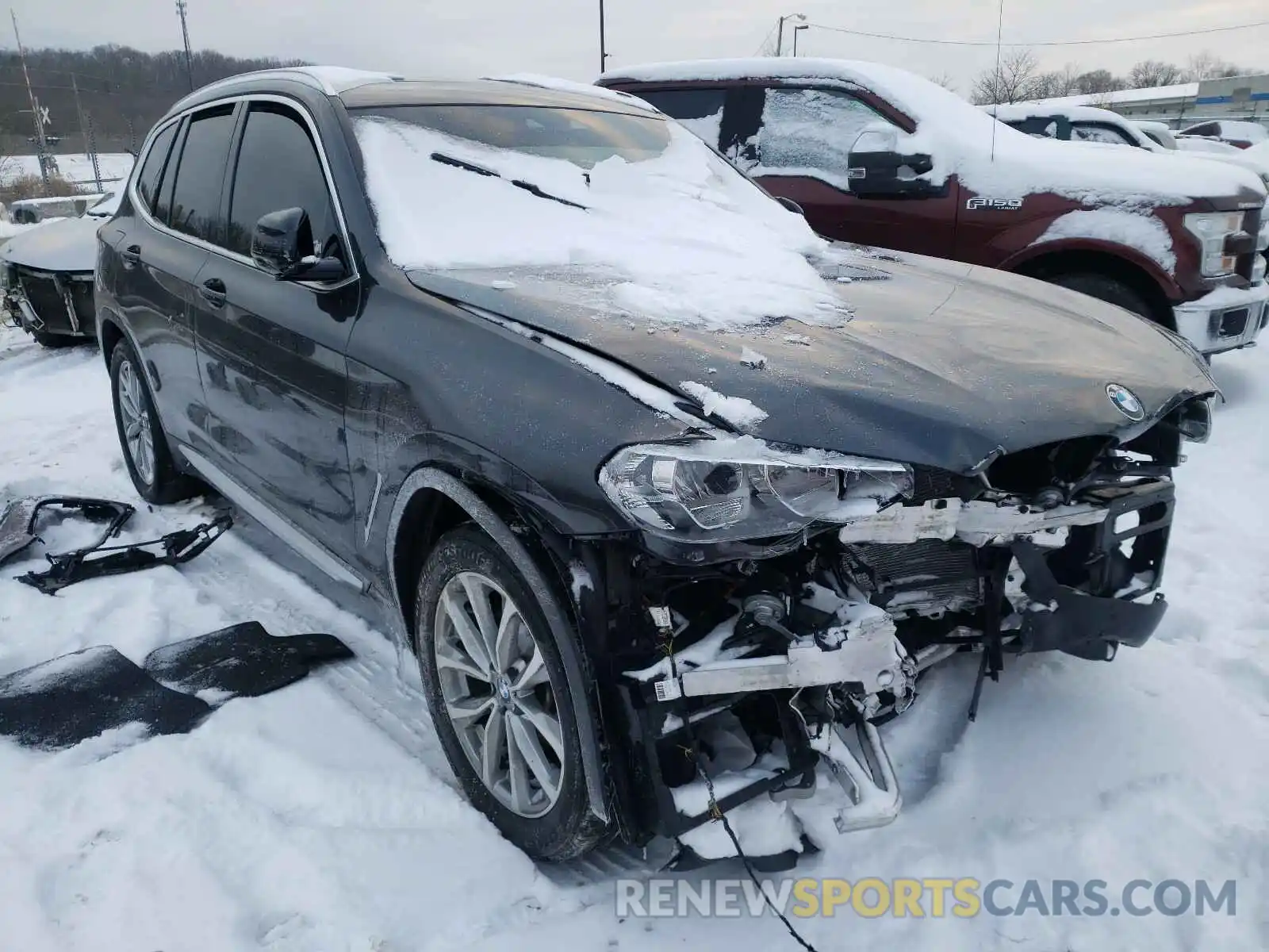 1 Photograph of a damaged car 5UXTR9C57KLE13261 BMW X3 2019