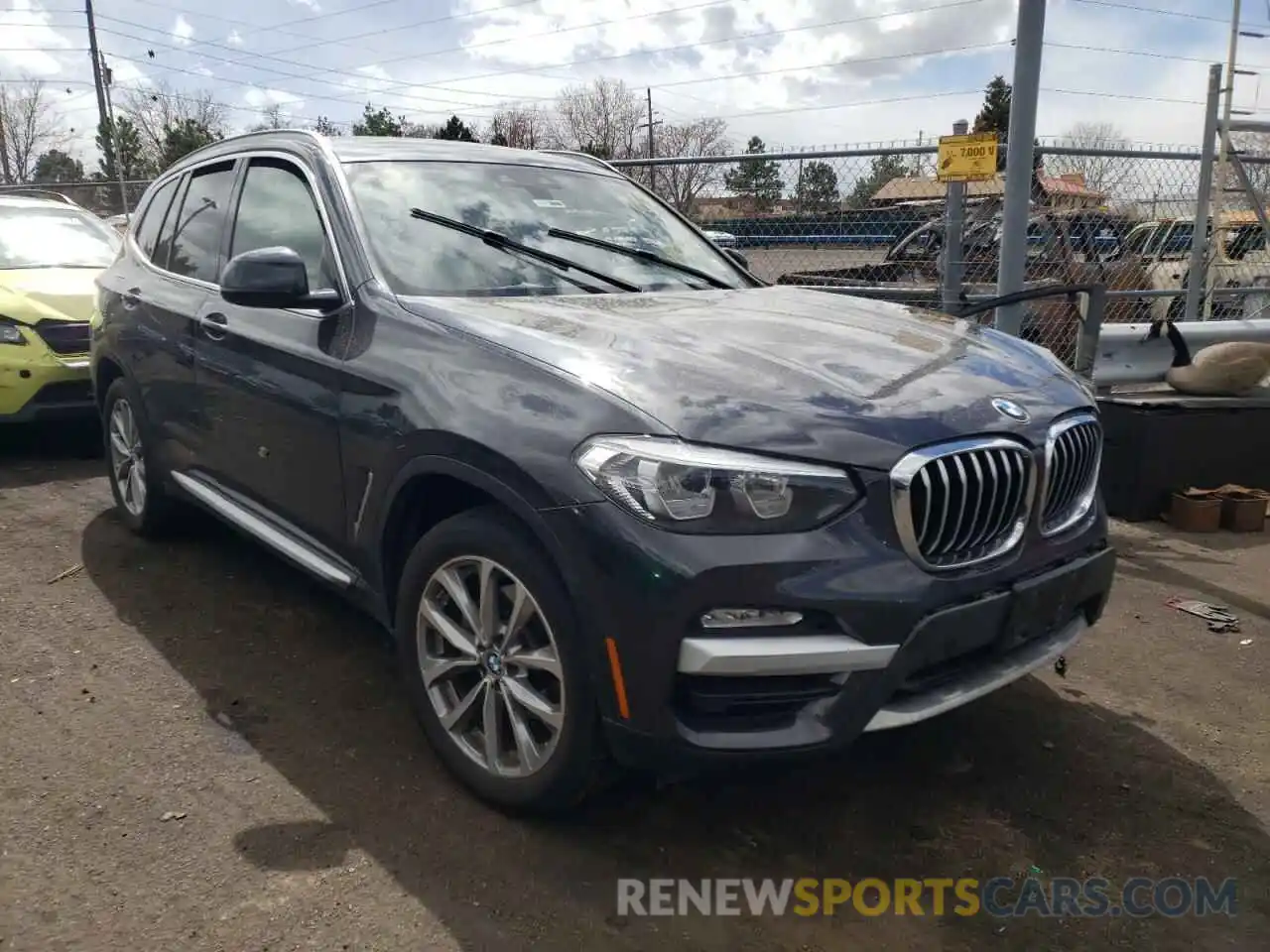 1 Photograph of a damaged car 5UXTR9C57KLE13325 BMW X3 2019