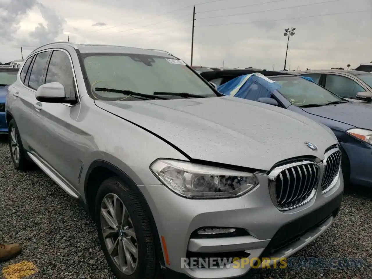 1 Фотография поврежденного автомобиля 5UXTR9C57KLE17732 BMW X3 2019