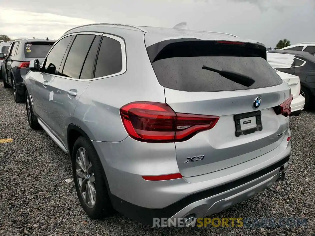 3 Фотография поврежденного автомобиля 5UXTR9C57KLE17732 BMW X3 2019