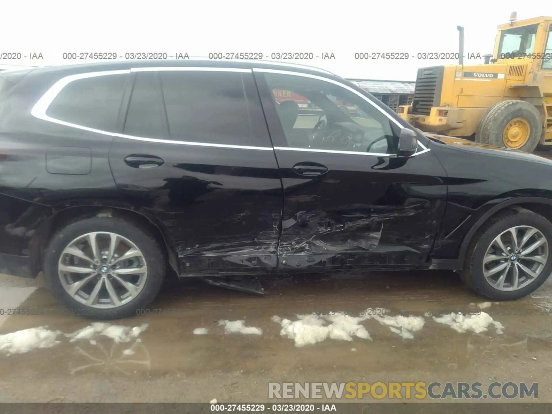 6 Photograph of a damaged car 5UXTR9C57KLE17794 BMW X3 2019