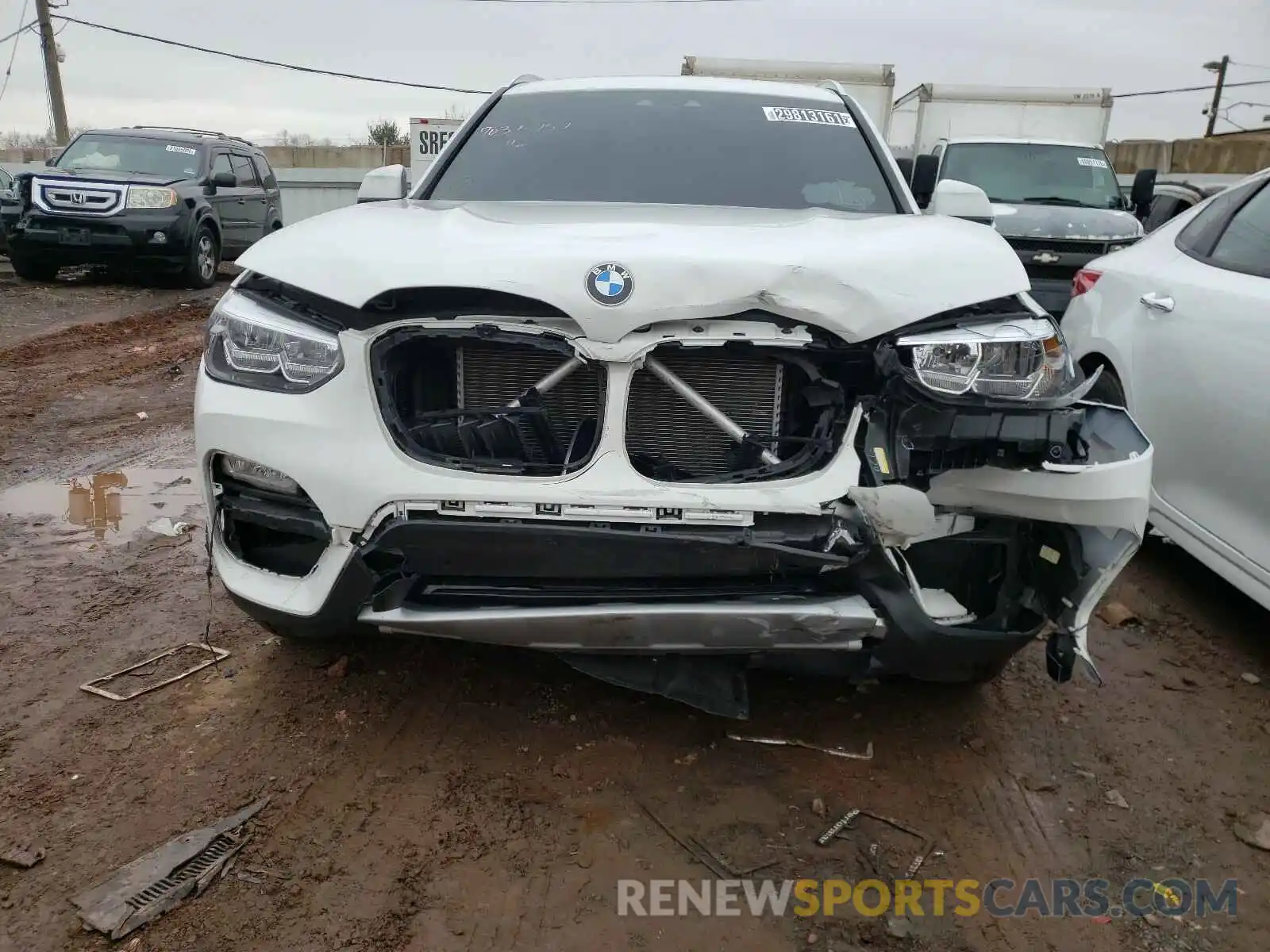 9 Фотография поврежденного автомобиля 5UXTR9C57KLE18587 BMW X3 2019