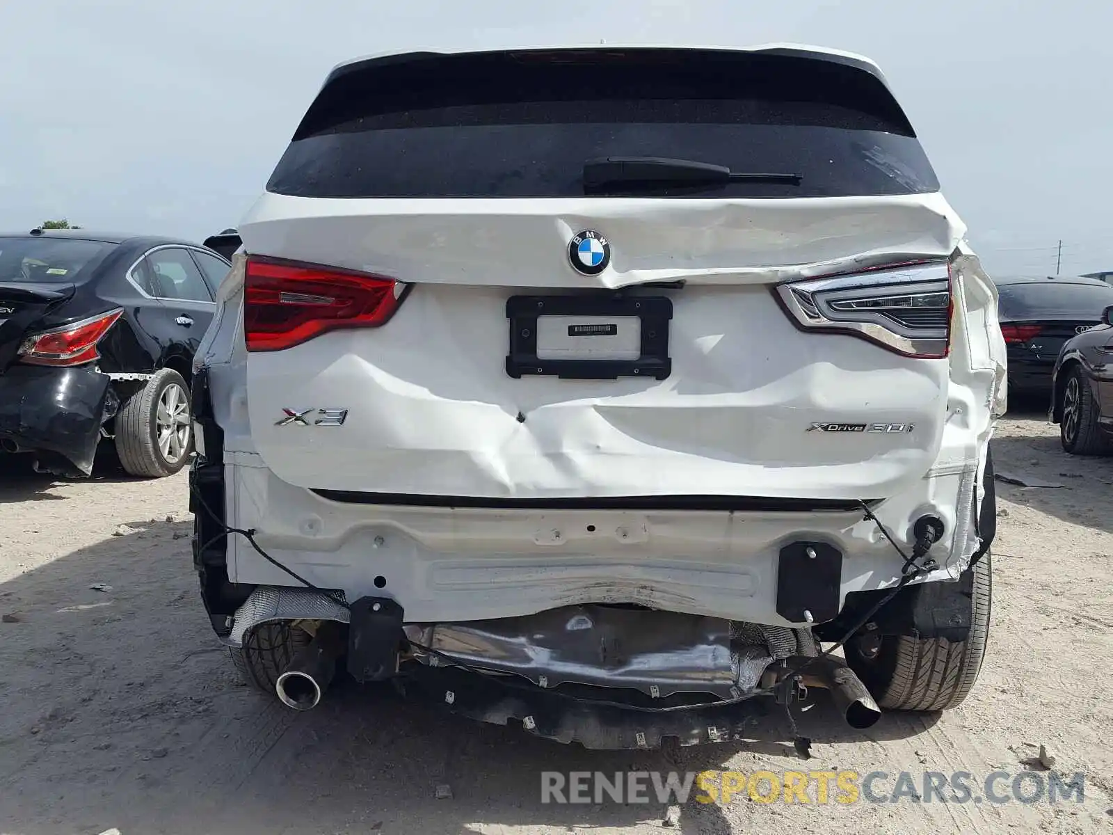 9 Photograph of a damaged car 5UXTR9C57KLP81761 BMW X3 2019