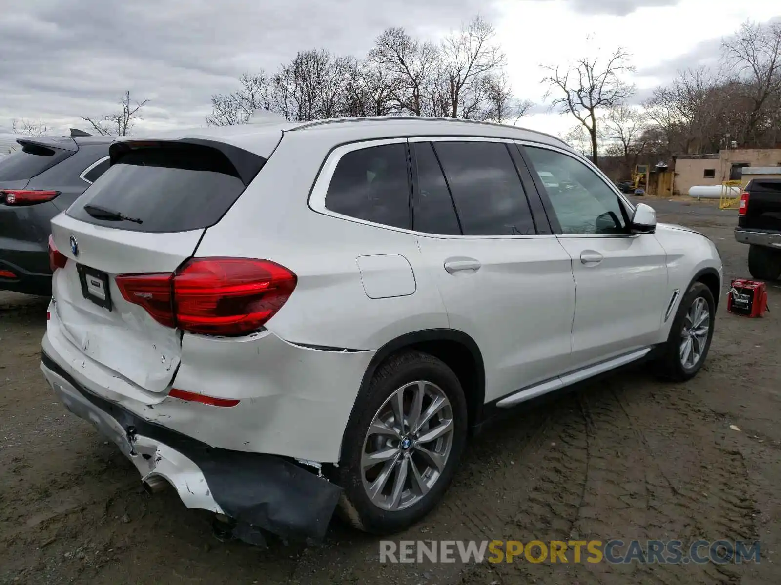 4 Фотография поврежденного автомобиля 5UXTR9C57KLP83932 BMW X3 2019