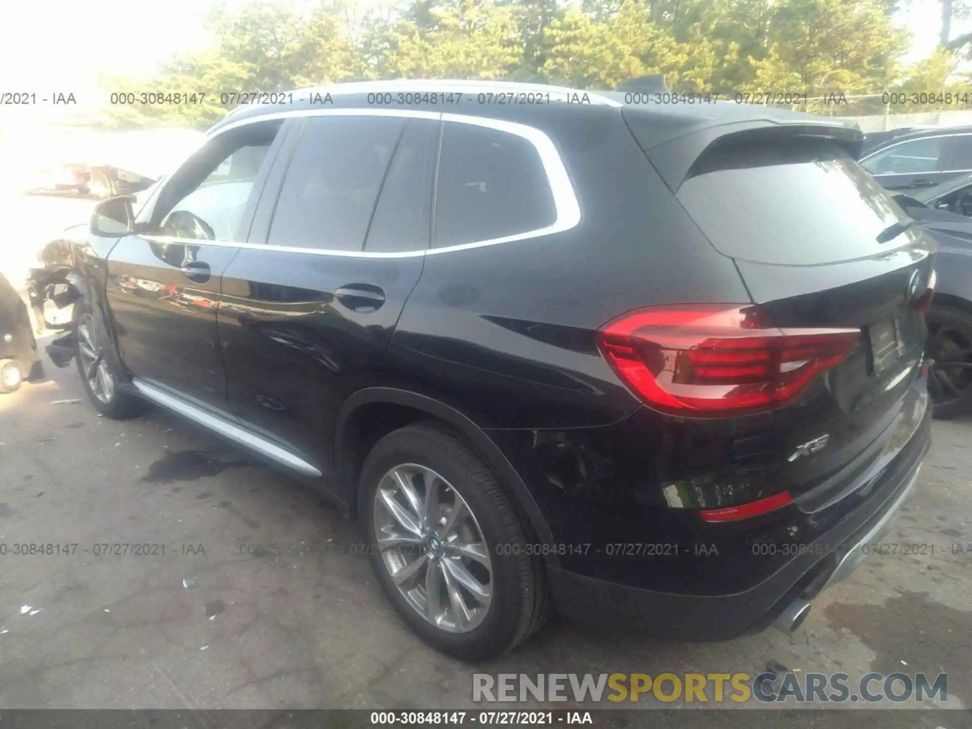 3 Photograph of a damaged car 5UXTR9C57KLP84353 BMW X3 2019