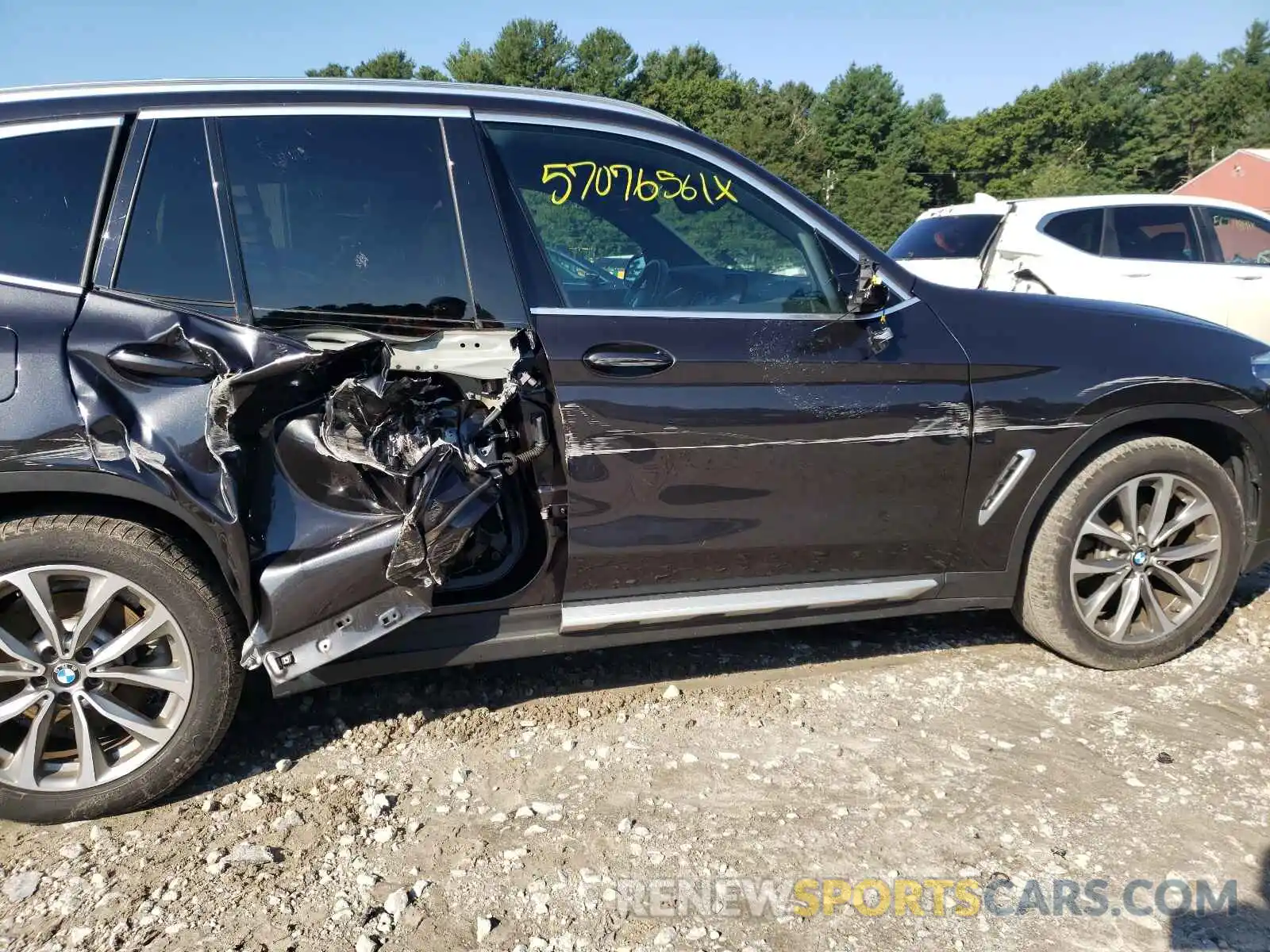 9 Photograph of a damaged car 5UXTR9C57KLP87379 BMW X3 2019