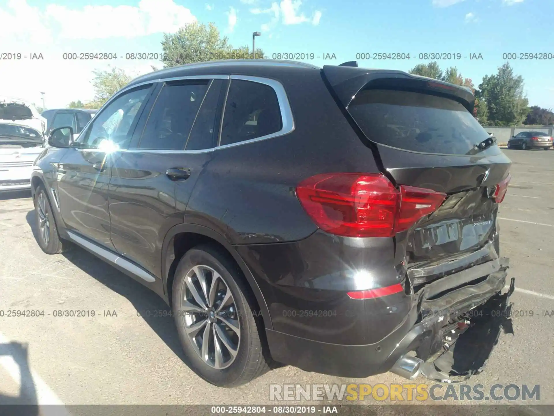 3 Photograph of a damaged car 5UXTR9C57KLP90055 BMW X3 2019