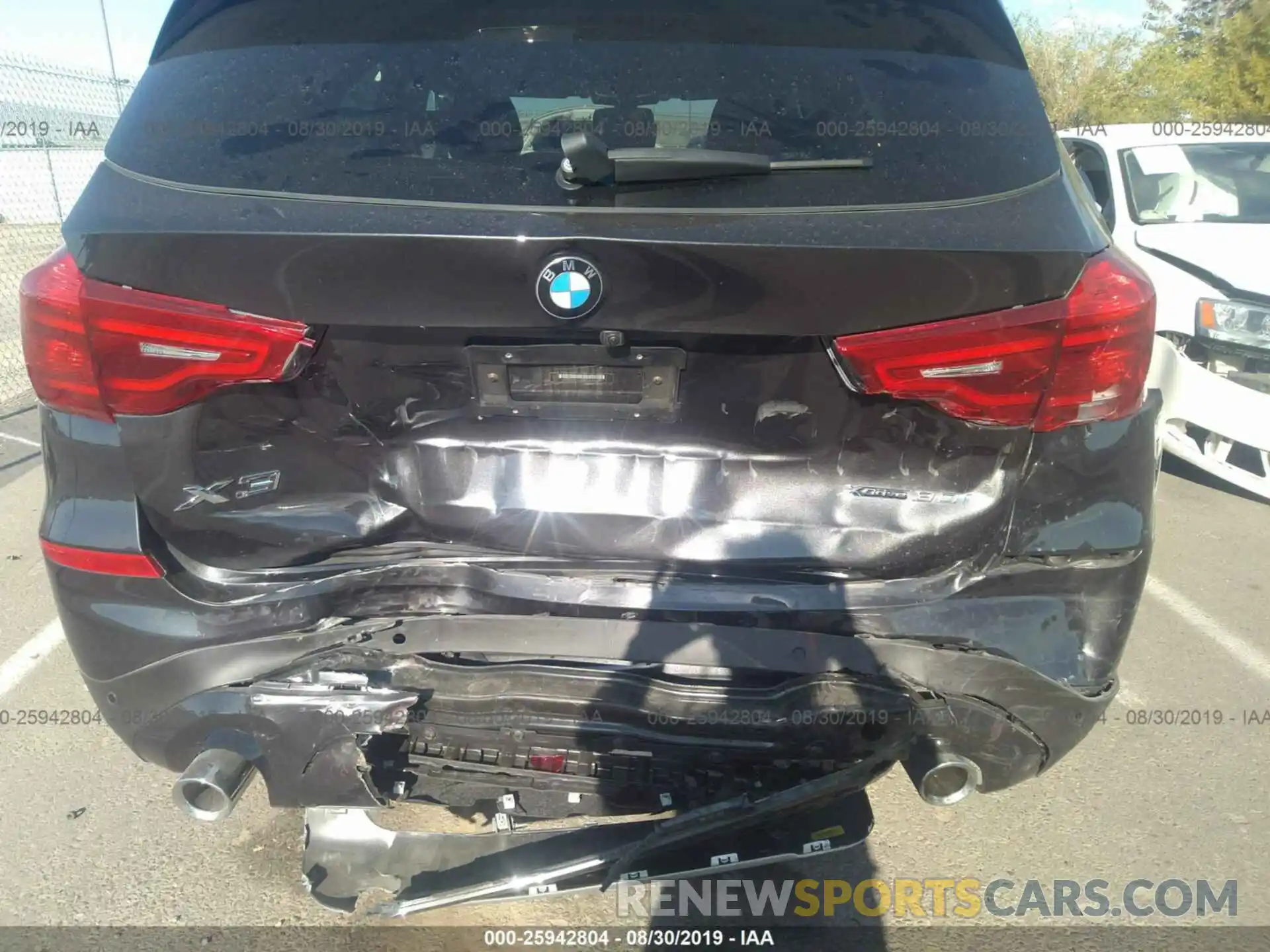 6 Photograph of a damaged car 5UXTR9C57KLP90055 BMW X3 2019