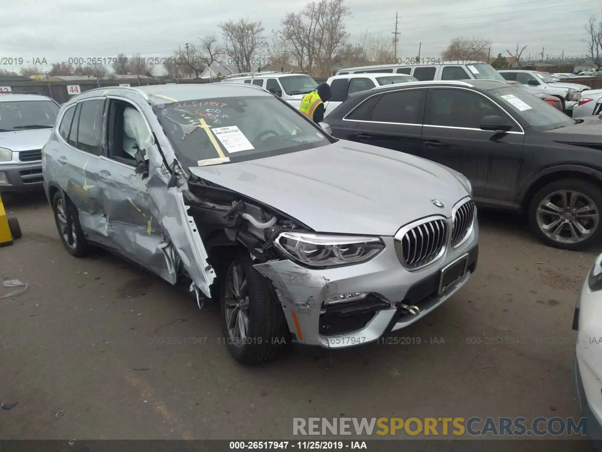 6 Photograph of a damaged car 5UXTR9C57KLP91237 BMW X3 2019