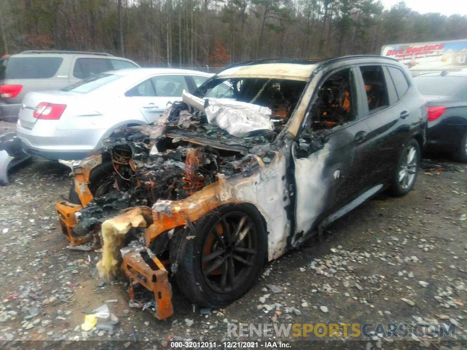 2 Photograph of a damaged car 5UXTR9C57KLP95997 BMW X3 2019