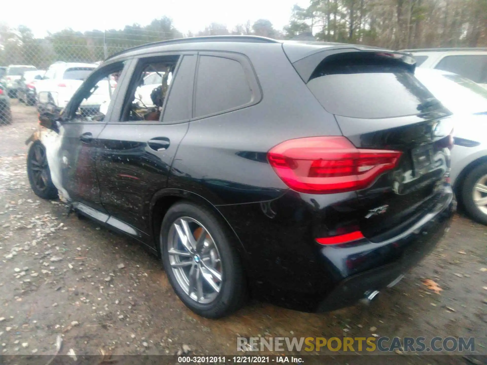 3 Photograph of a damaged car 5UXTR9C57KLP95997 BMW X3 2019