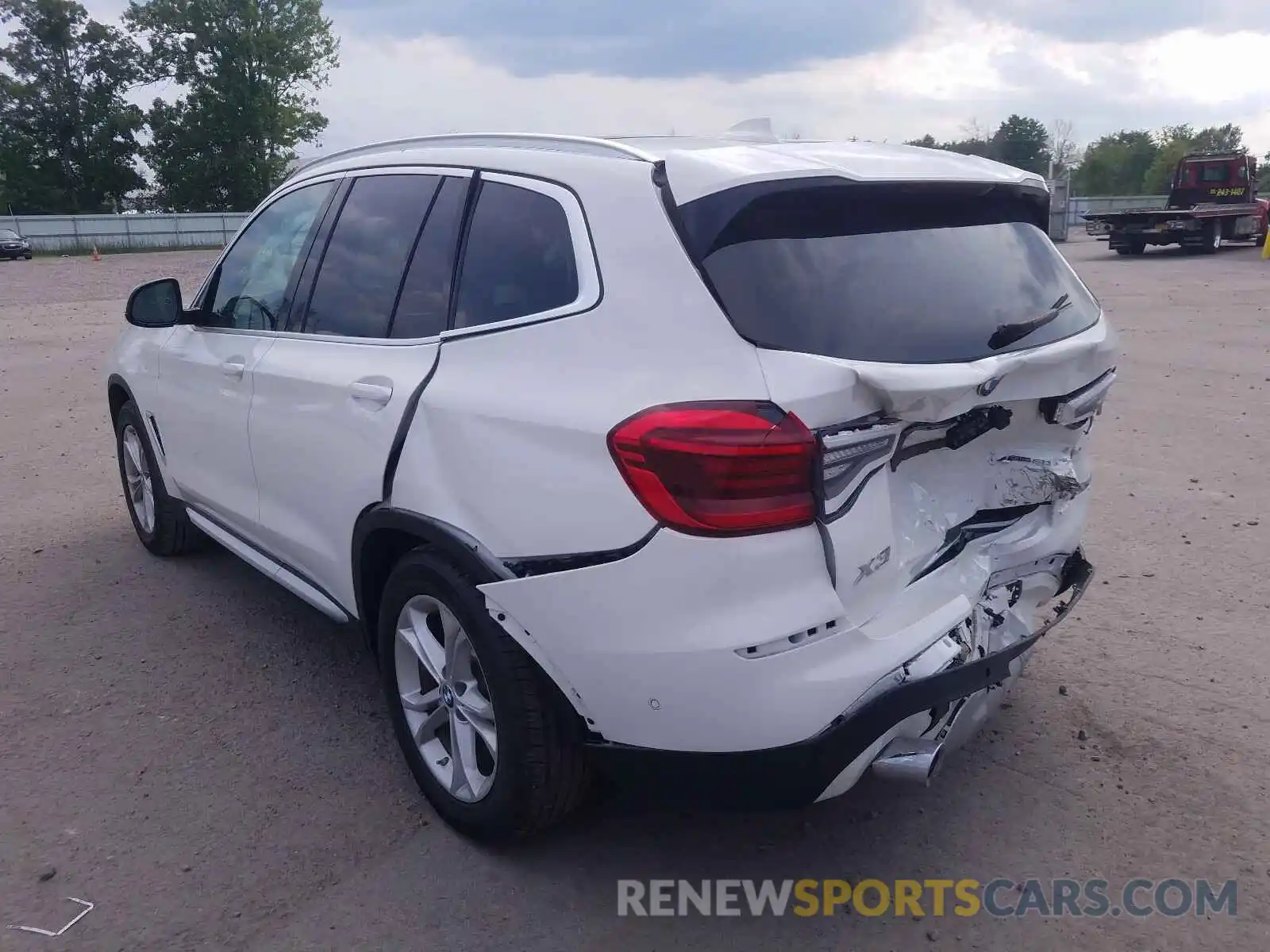 3 Photograph of a damaged car 5UXTR9C57KLR07827 BMW X3 2019