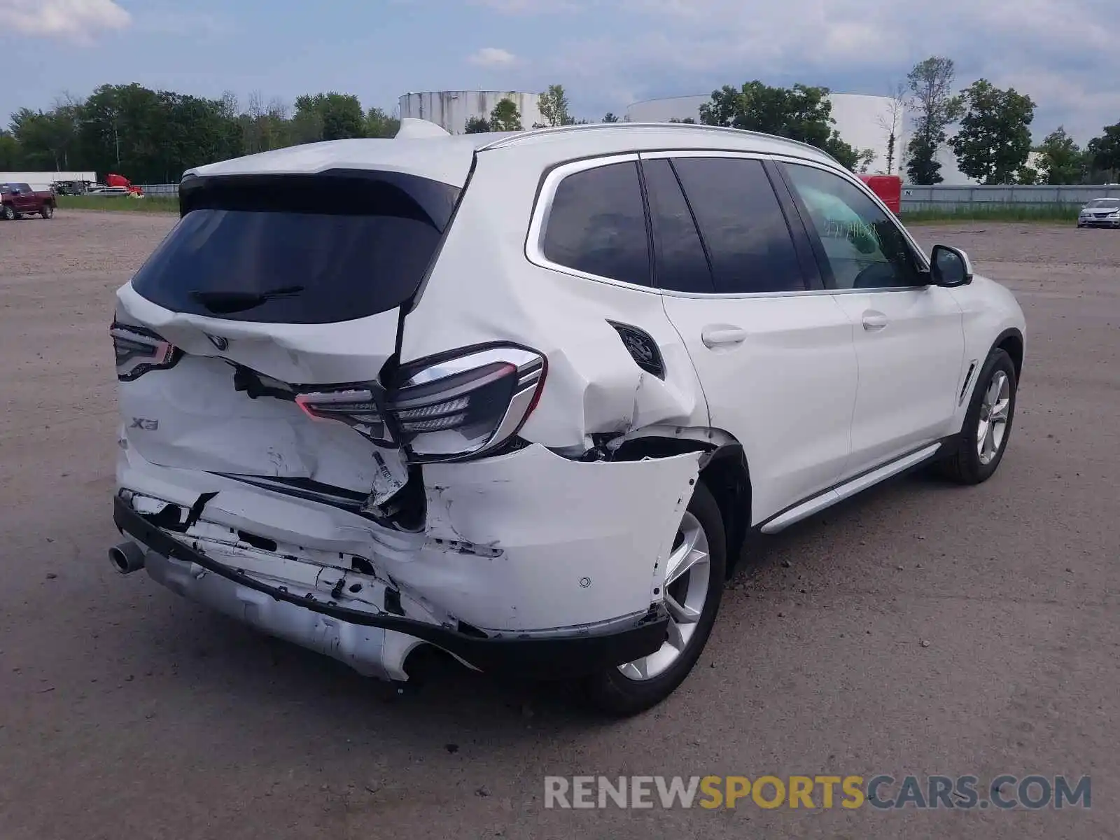 4 Photograph of a damaged car 5UXTR9C57KLR07827 BMW X3 2019