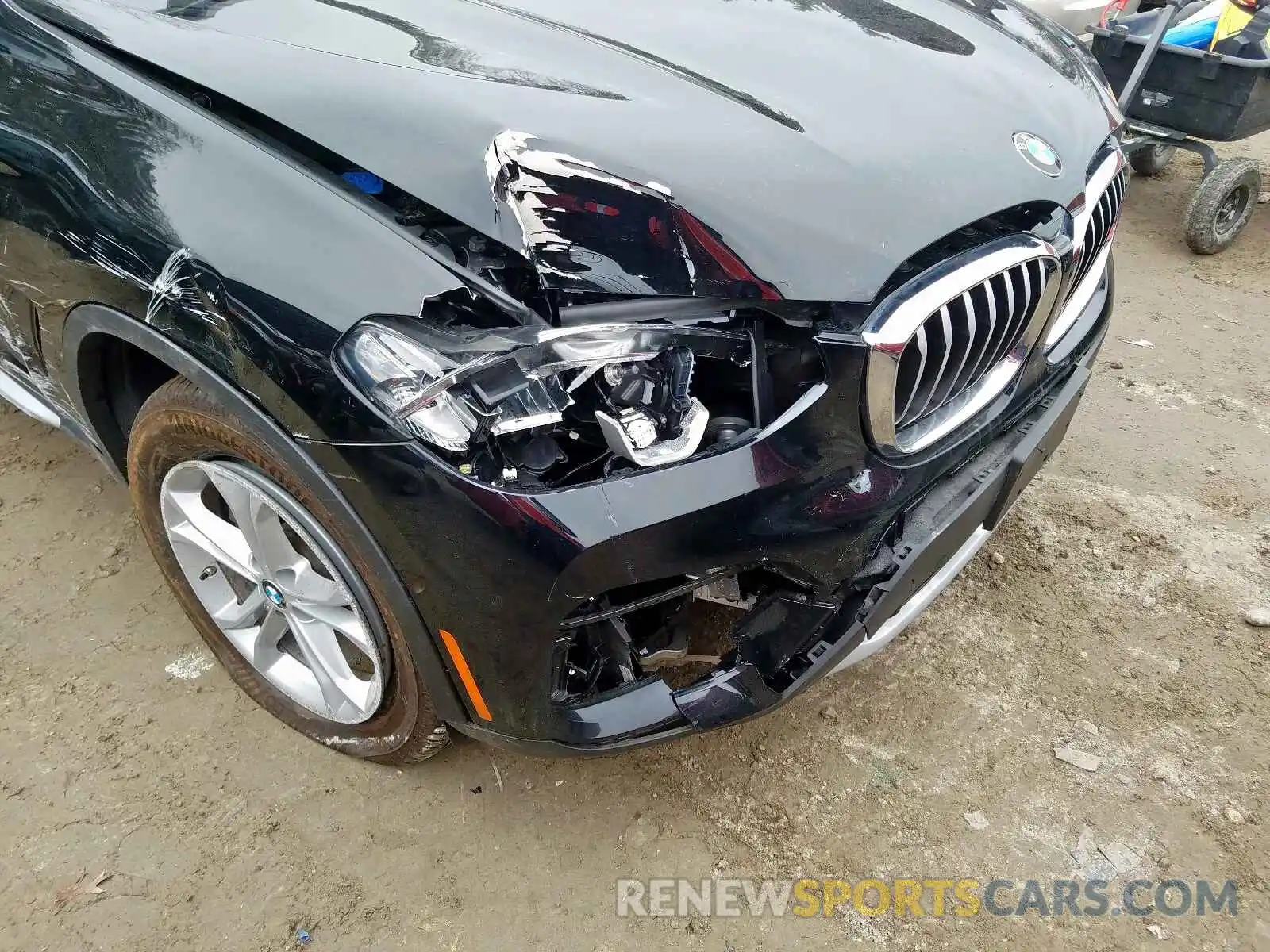 9 Photograph of a damaged car 5UXTR9C58KLD94994 BMW X3 2019