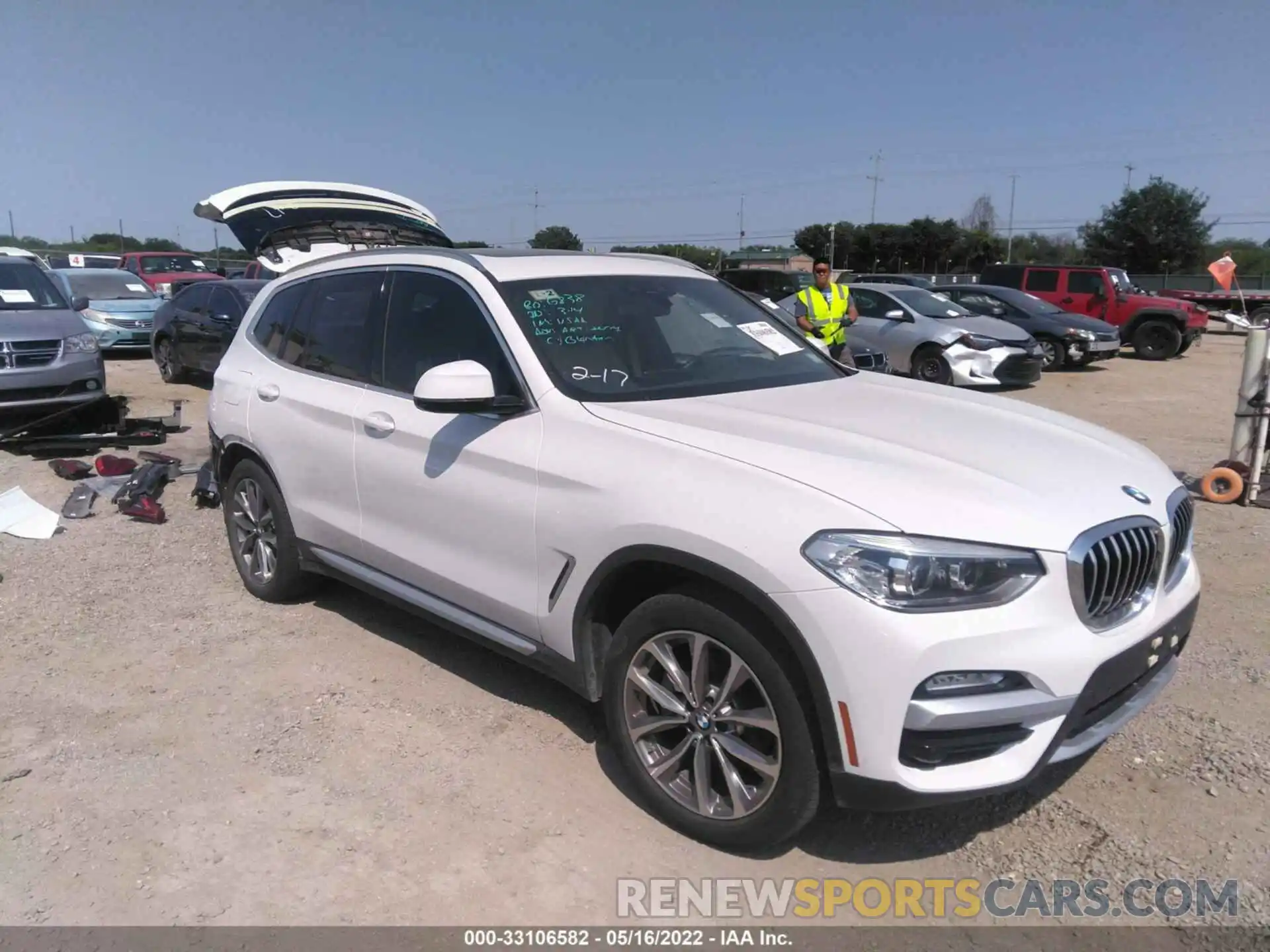 1 Photograph of a damaged car 5UXTR9C58KLE12720 BMW X3 2019