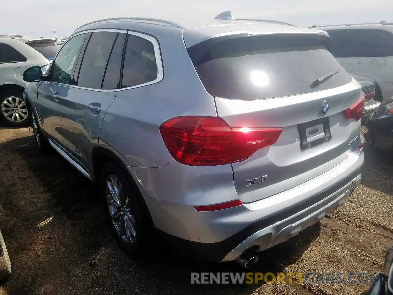 3 Photograph of a damaged car 5UXTR9C58KLE13320 BMW X3 2019