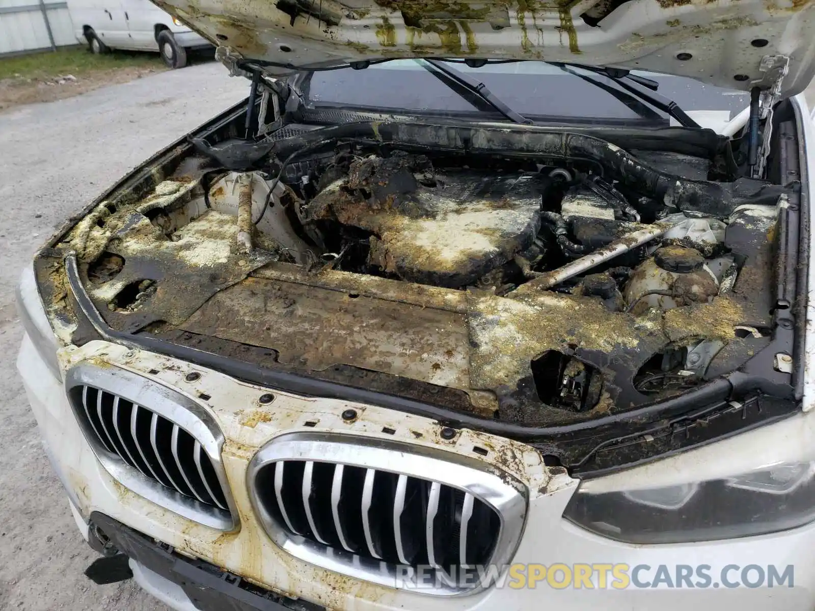 7 Photograph of a damaged car 5UXTR9C58KLE13690 BMW X3 2019