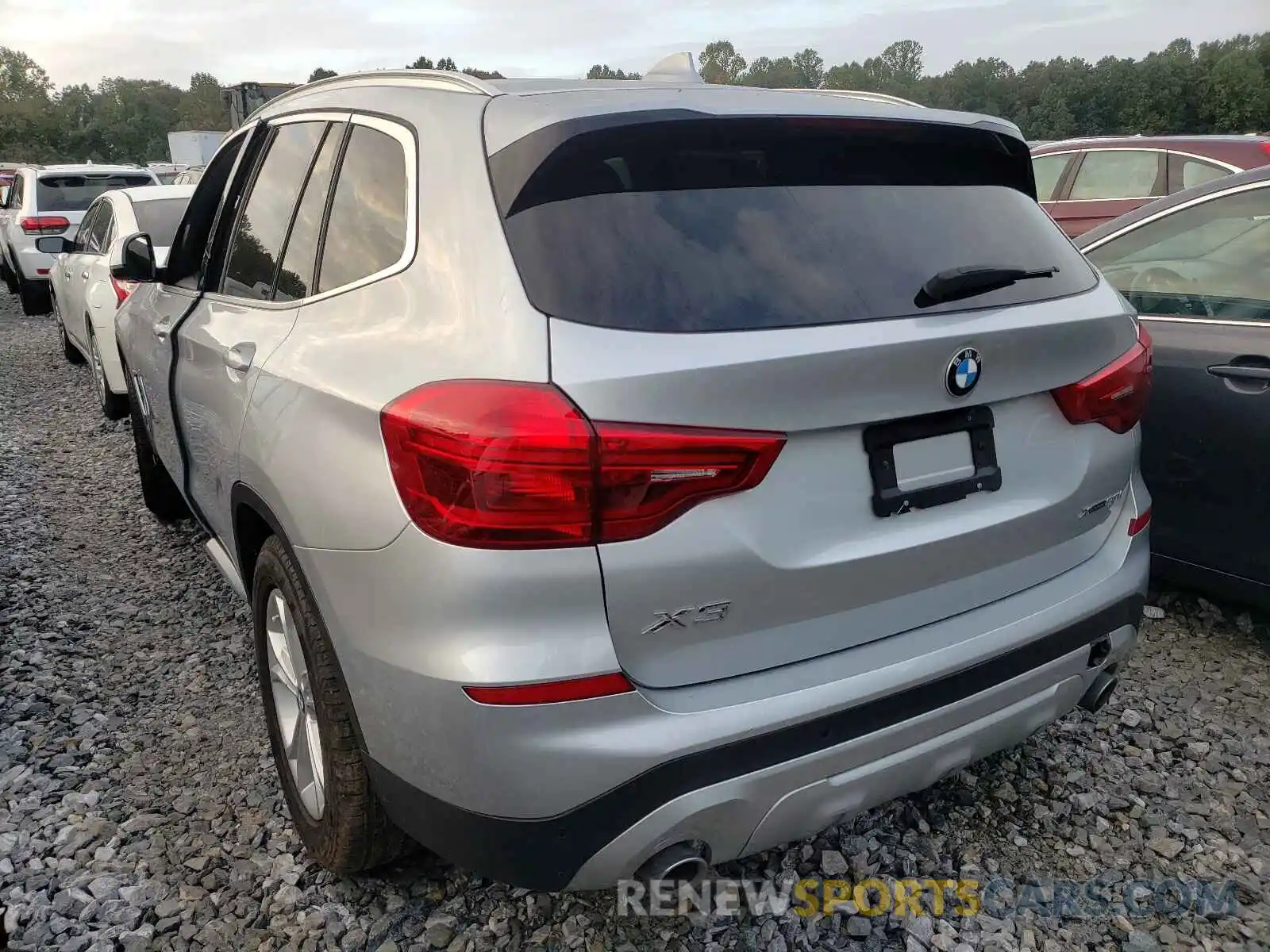 3 Photograph of a damaged car 5UXTR9C58KLE13818 BMW X3 2019