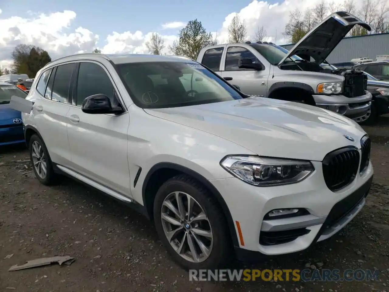 1 Photograph of a damaged car 5UXTR9C58KLE17299 BMW X3 2019