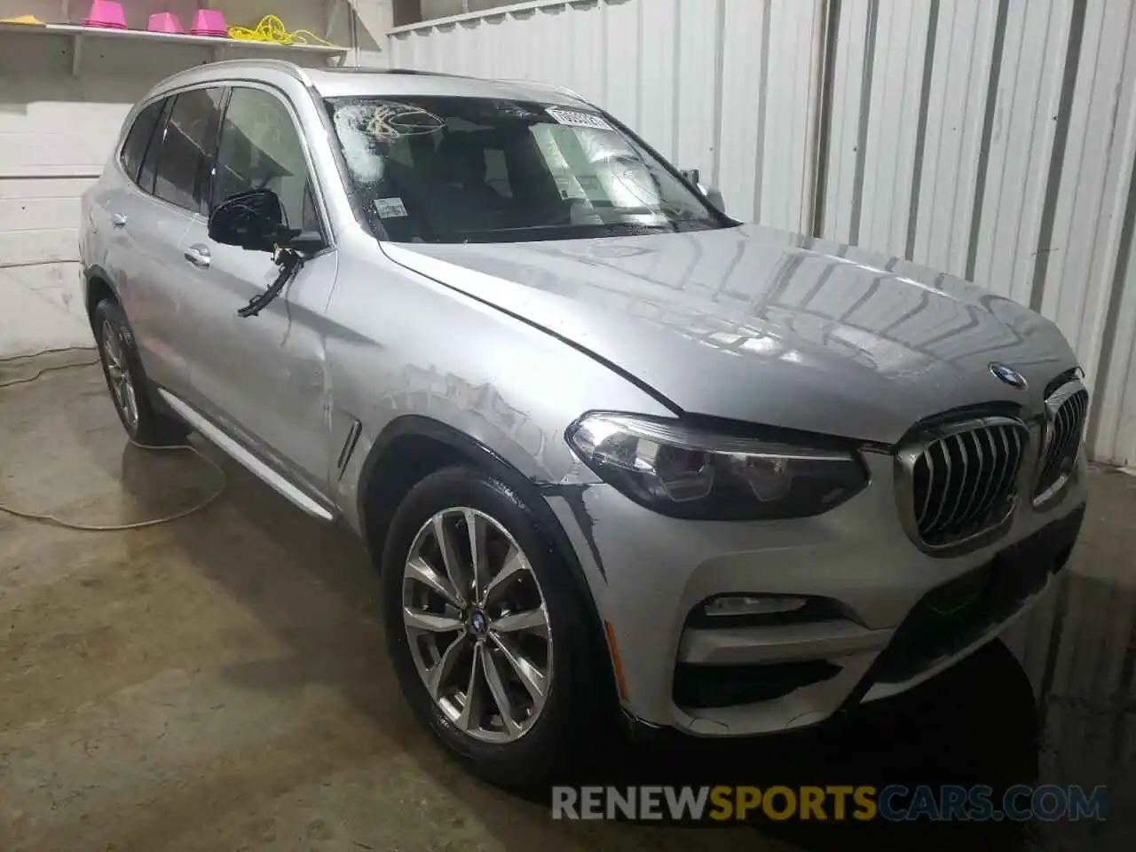 1 Photograph of a damaged car 5UXTR9C58KLE17495 BMW X3 2019