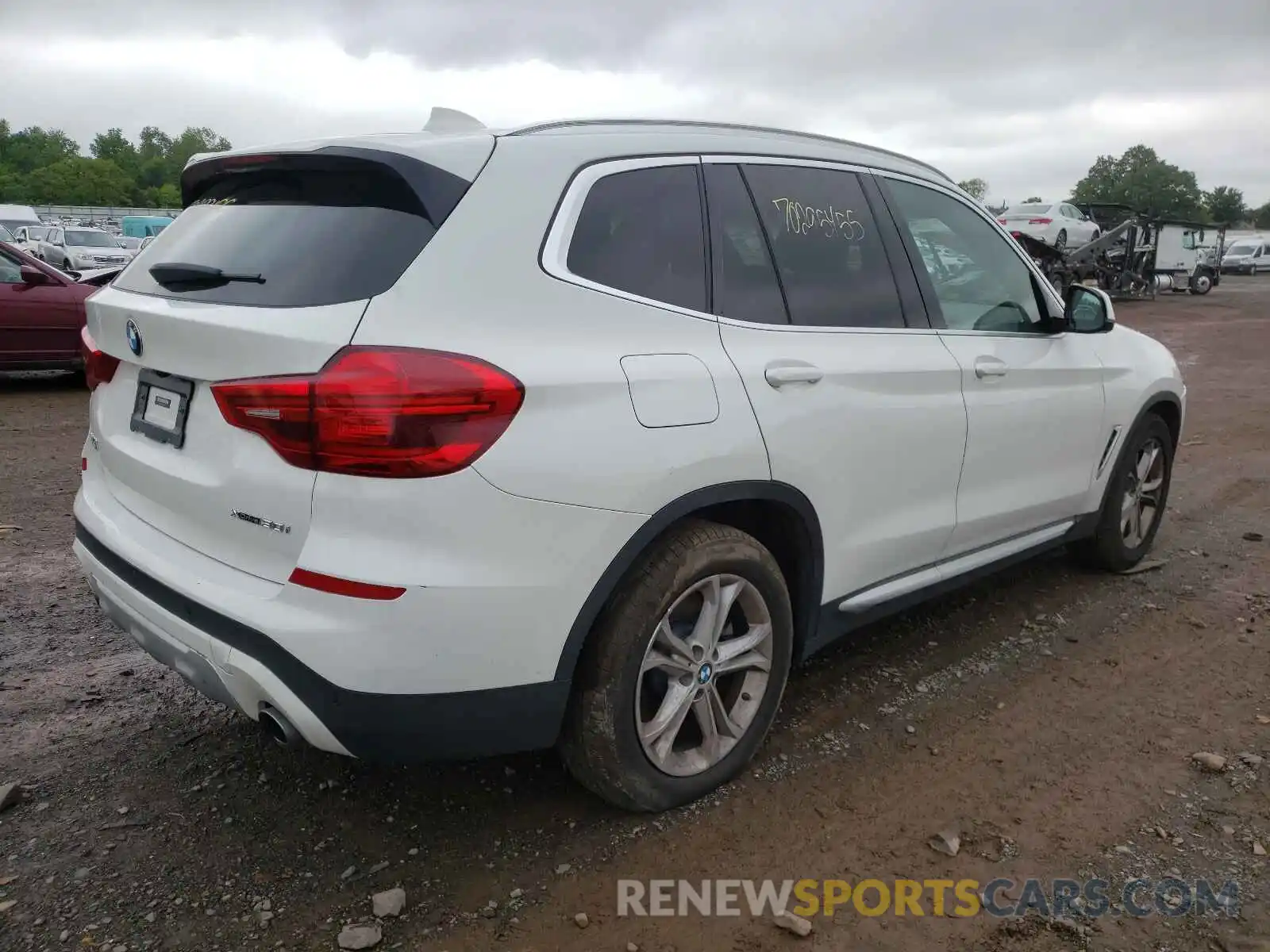 4 Photograph of a damaged car 5UXTR9C58KLE18663 BMW X3 2019